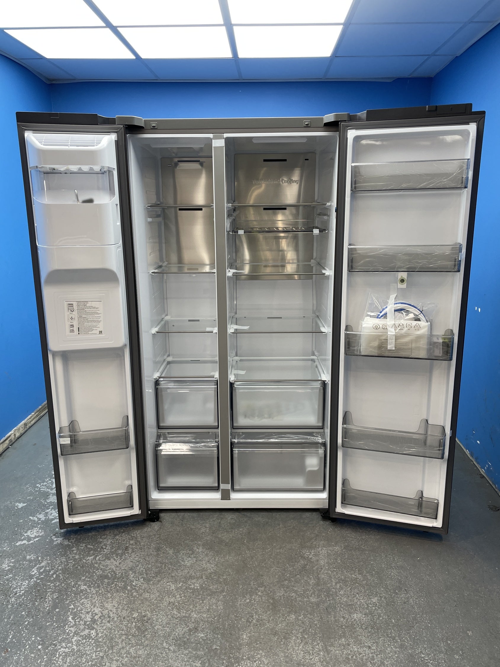 #GRC-145-384 - Samsung RS90F66BEFEU Family Hub American Fridge Freezer
