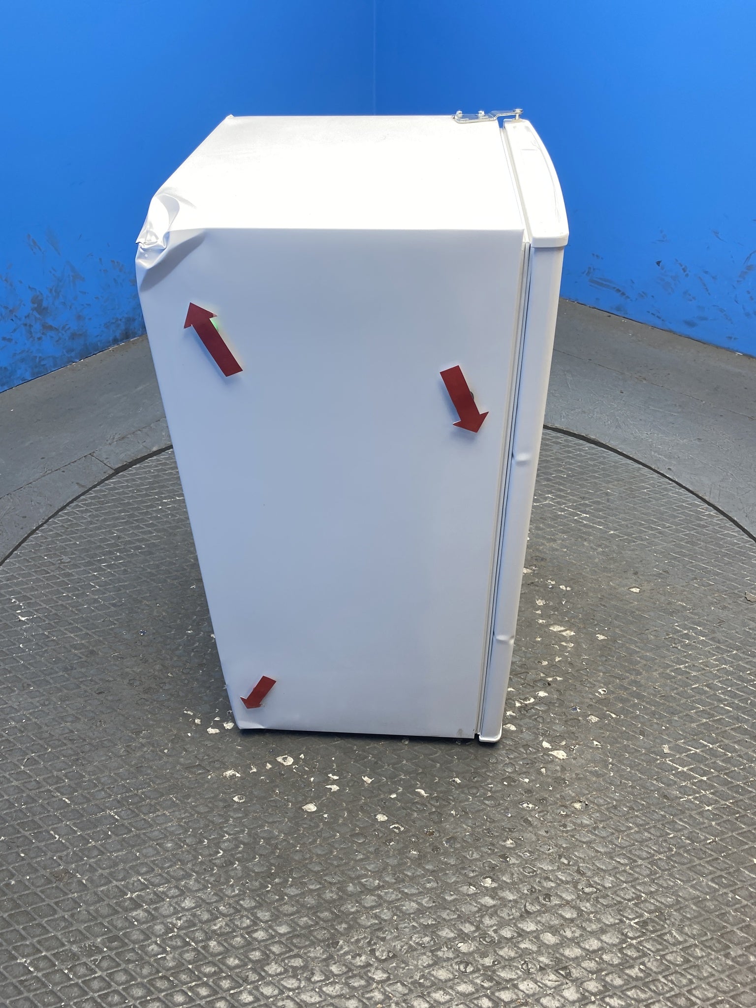 Comfee RCU60WH2(E) 60L Under Counter Freezer