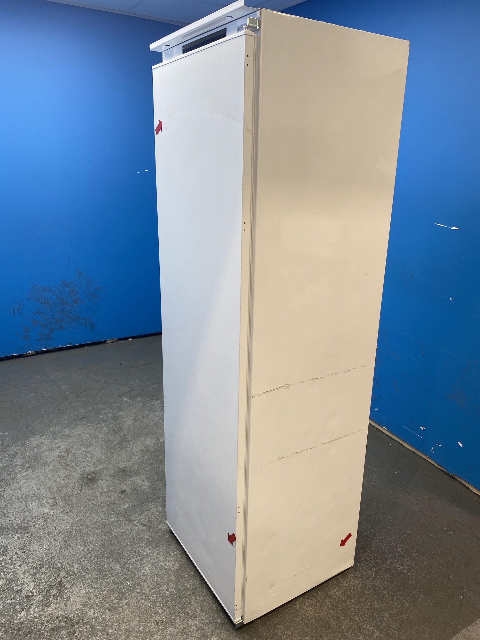 #GRC-145-095 - Haier HFE 172 NF UK Integrated Upright 200 Litre Freezer