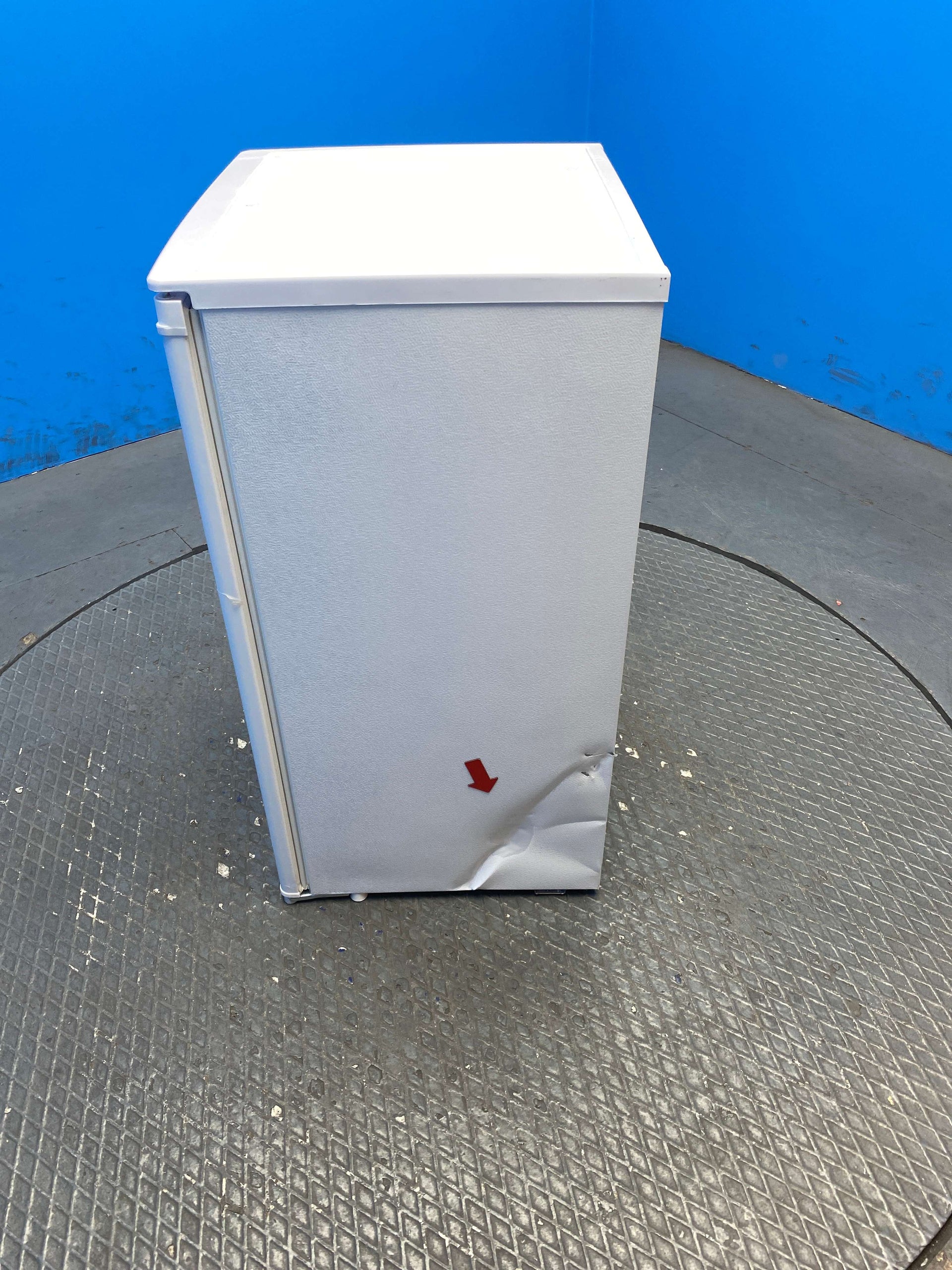 Igenix IG3960 92L Under-Counter Larder Fridge
