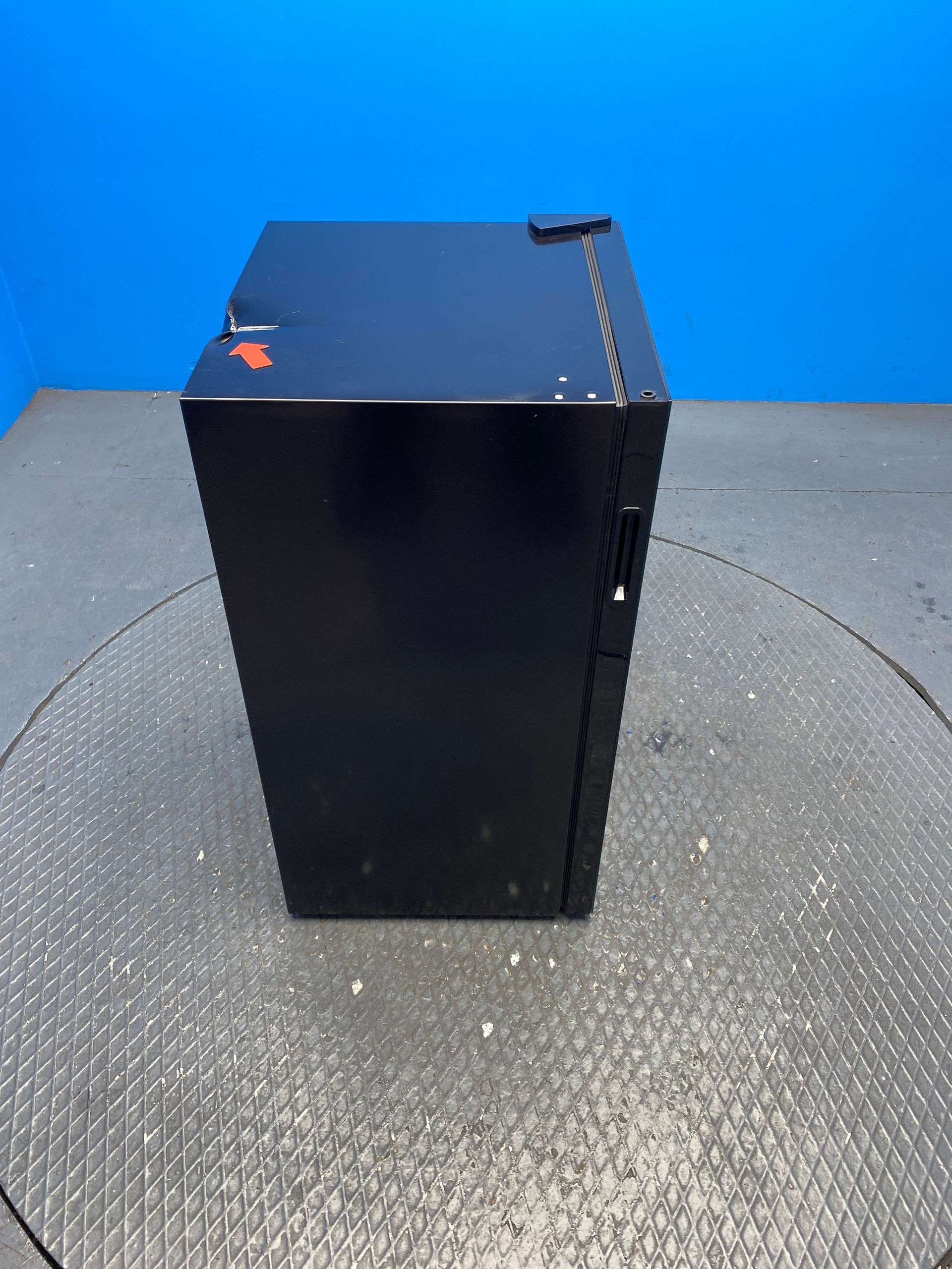 Kuhla K48BC101B Black 93L Beverage Cooler