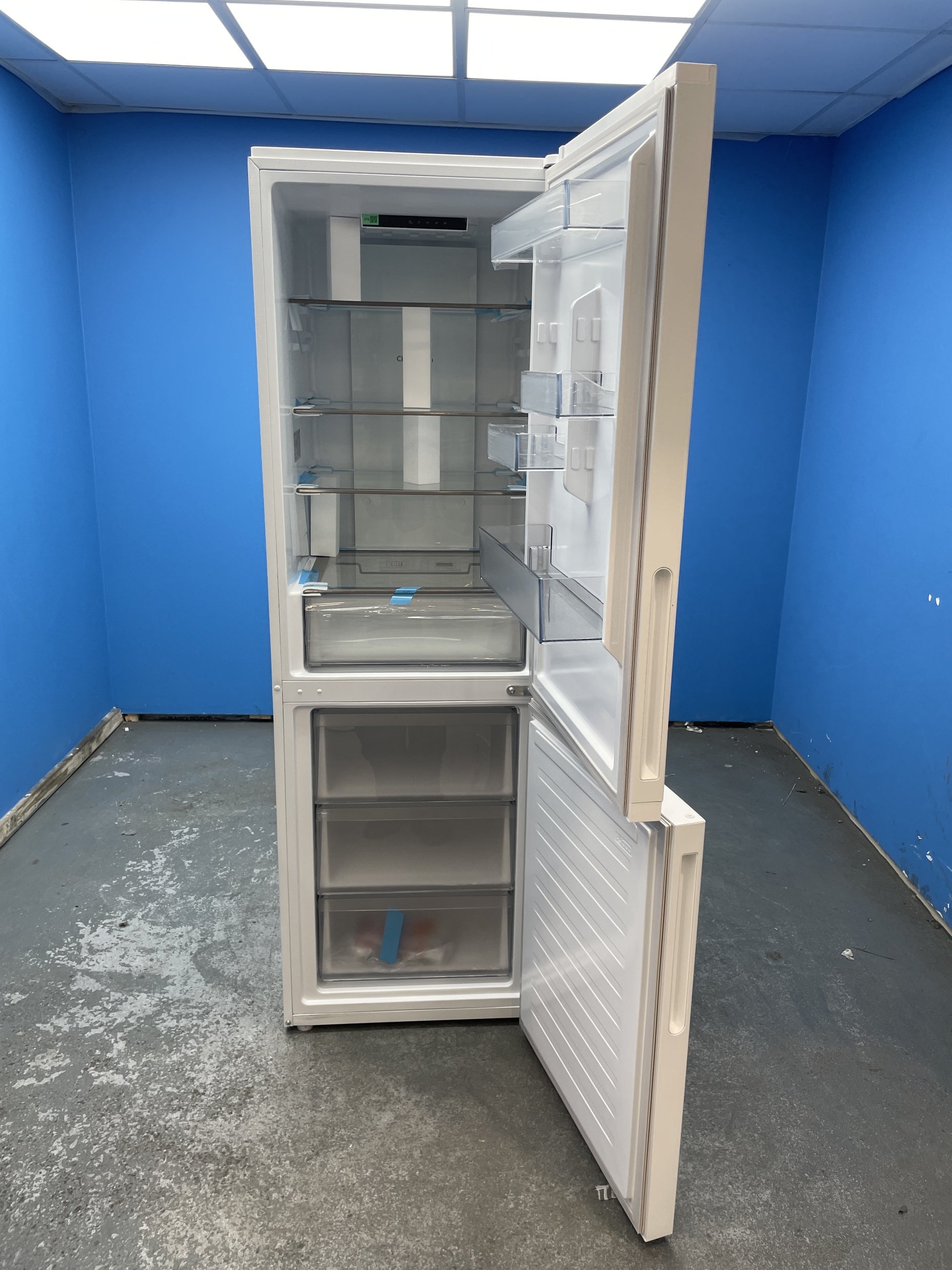 #GRC-156-950 - Hoover H-COMBI 300 HONCQ2T618AWK 355 Litre No Frost Fridge Freezer