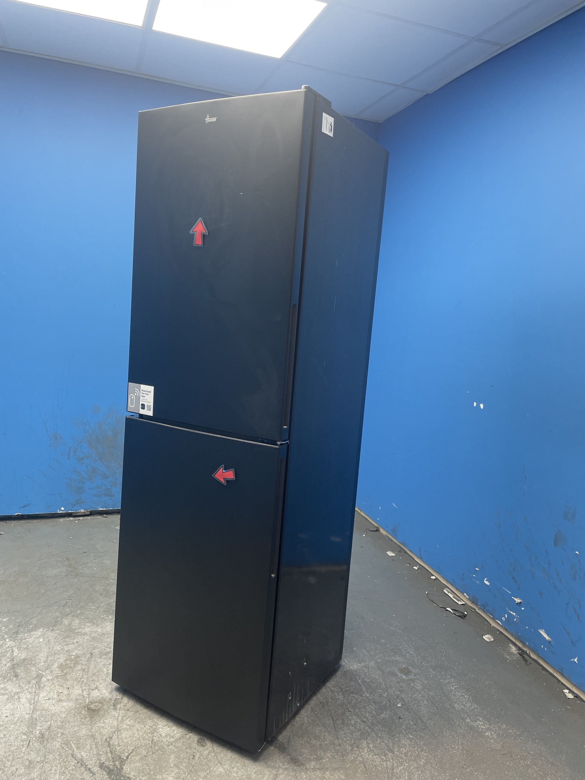 #GRC-158-683 - Hoover HVT3CLECKIHB 235 Litre Combi Fridge Freezer