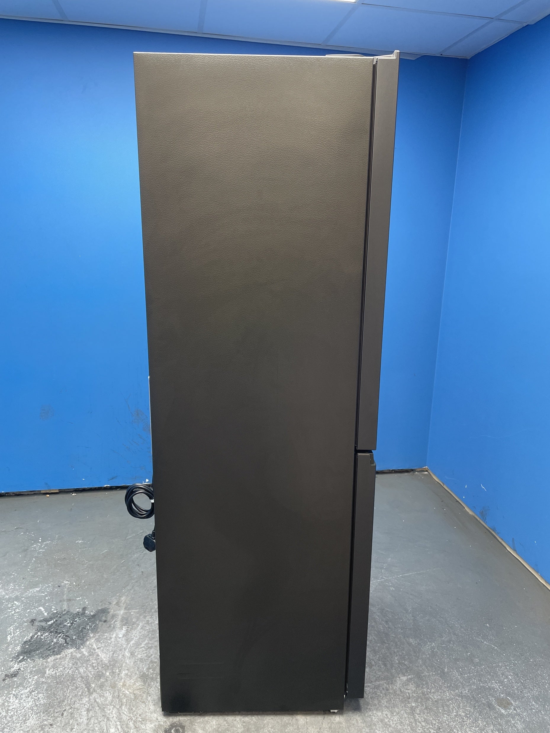 #GRC-160-651 - Hoover HONCQ3T518EWTK No Frost Fridge Freezer with Water Dispenser