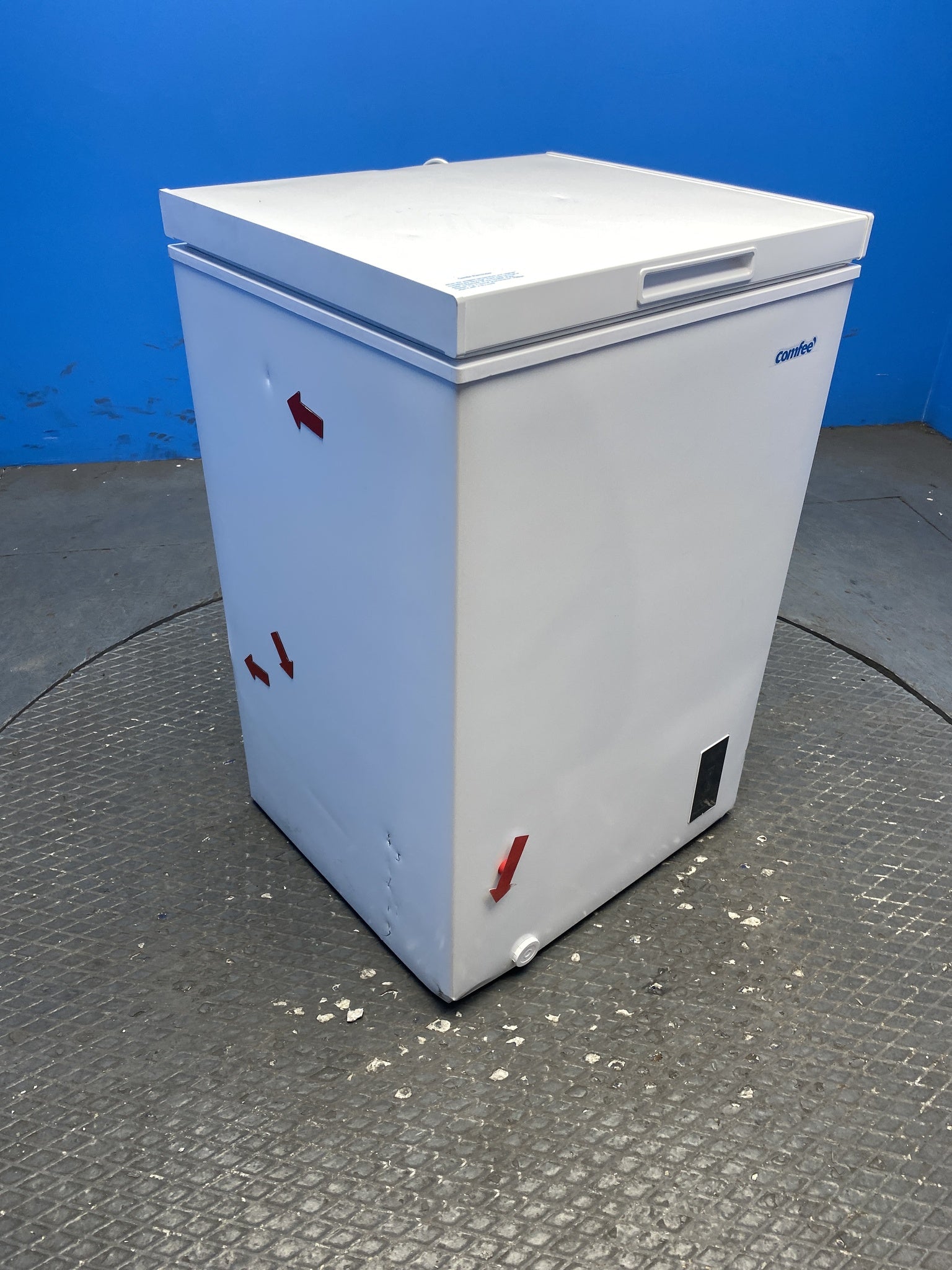 COMFEE' RCC100WH2E 99L Chest Freezer with Digital Control