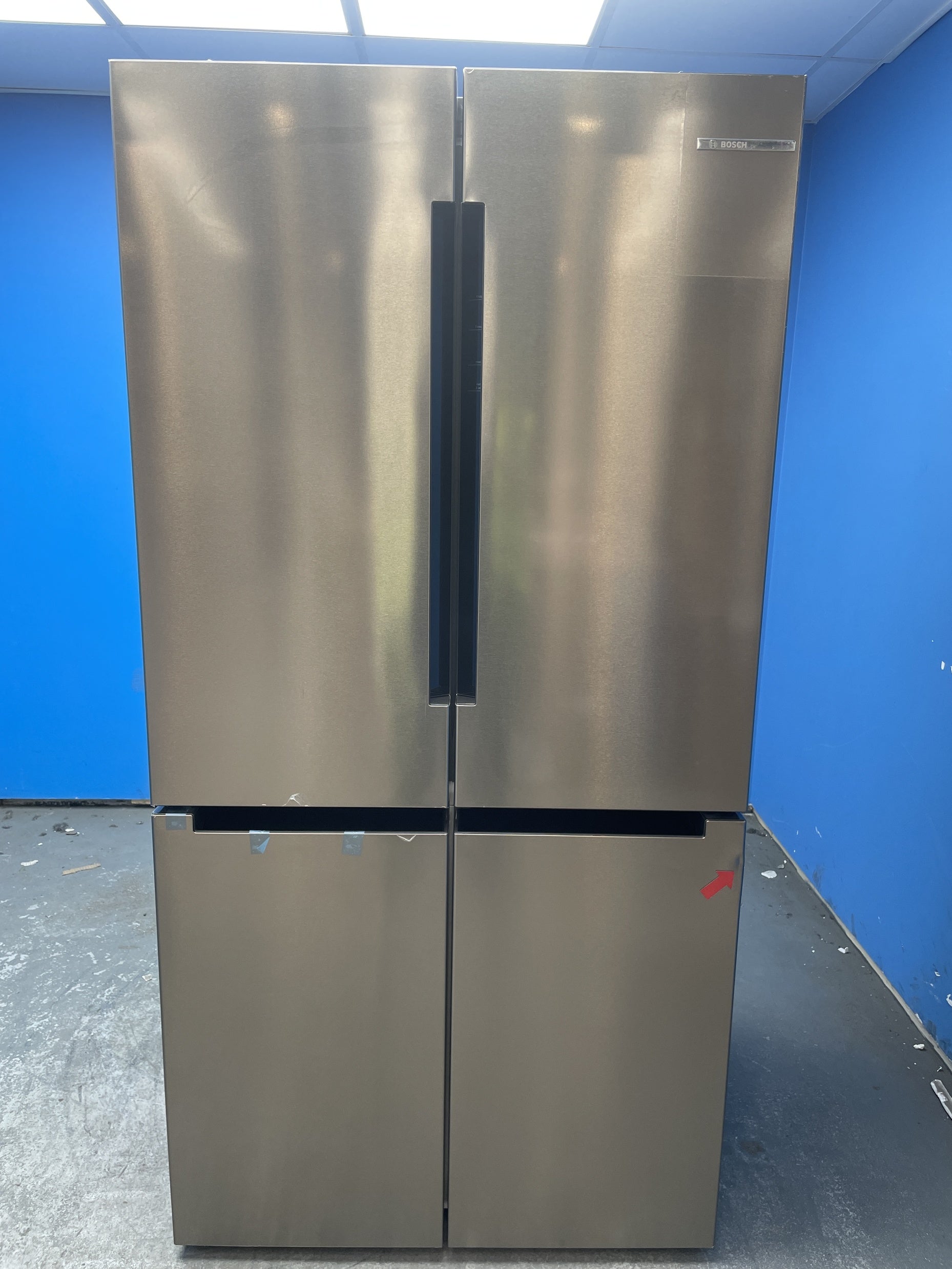 #GRC-157-494 - Bosch KFN96VPEAG Series 4 French Door 605 Litre Fridge Freezer