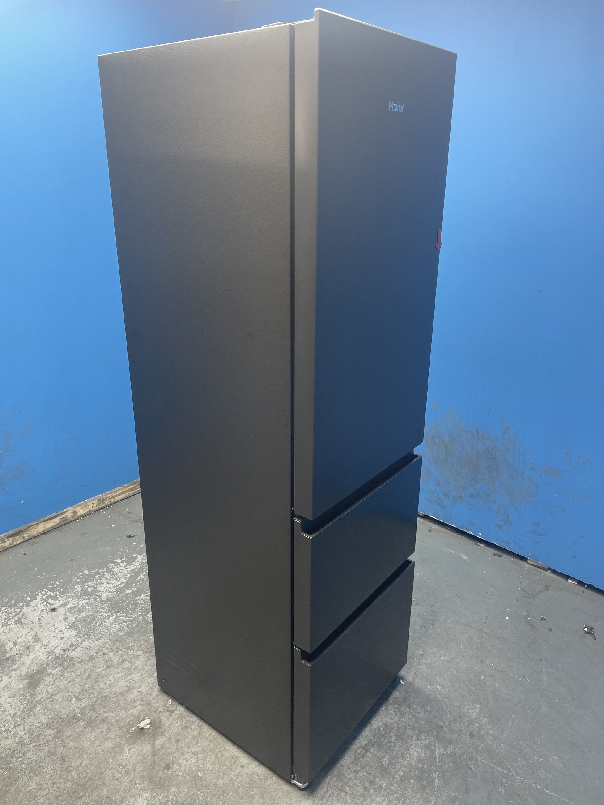 #GRC-159-944 - Haier HTR3518ENMTK 3D 55 Series 3 Total No Frost Fridge Freezer