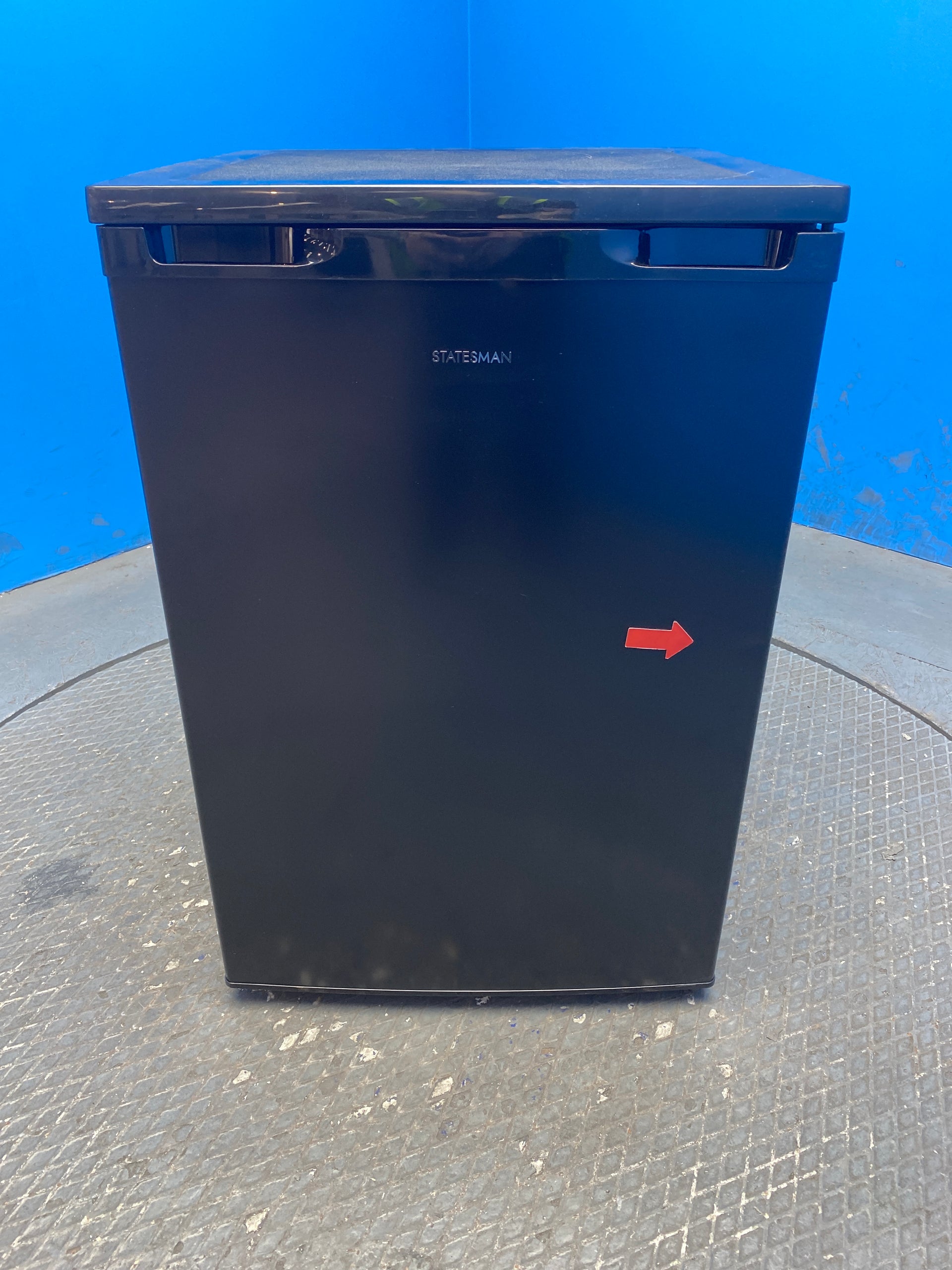 Statesman U355B 86 Litre Under Counter Freezer