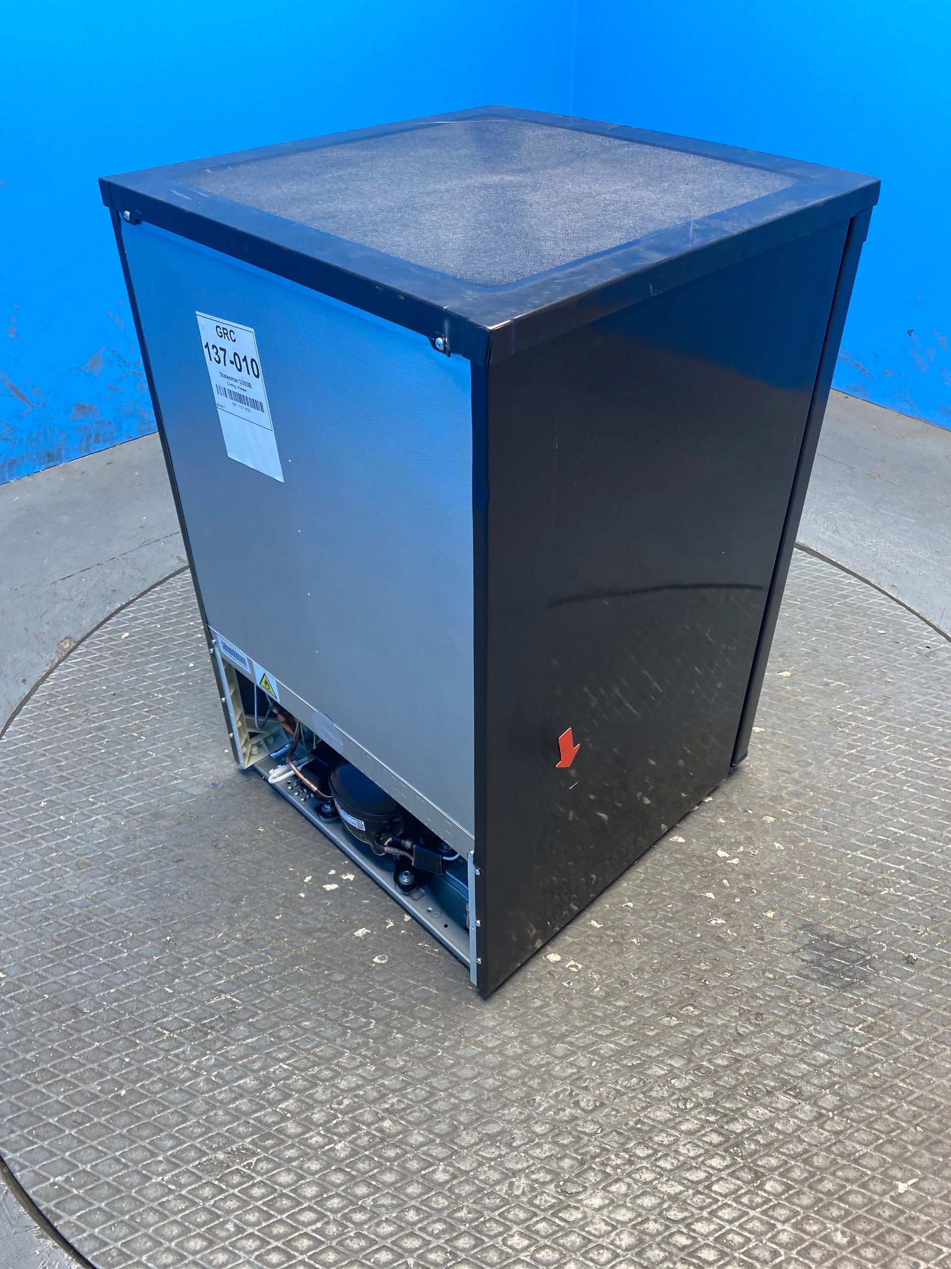 Statesman U355B 86 Litre Under Counter Freezer