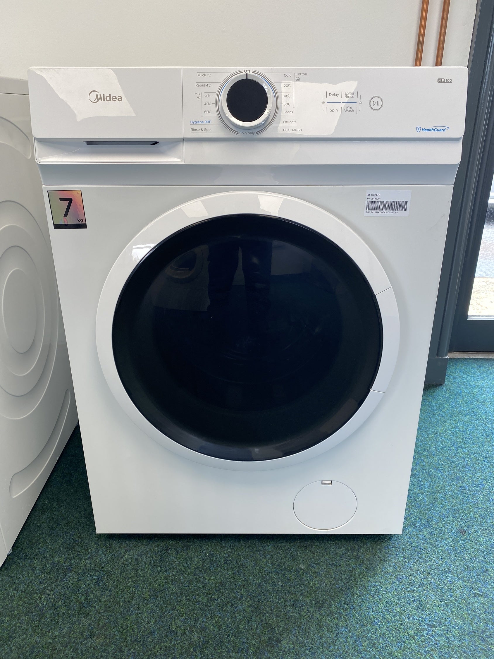 #GRC-156-772 - Midea MF100W70 7kg 1200 Spin Washing Machine