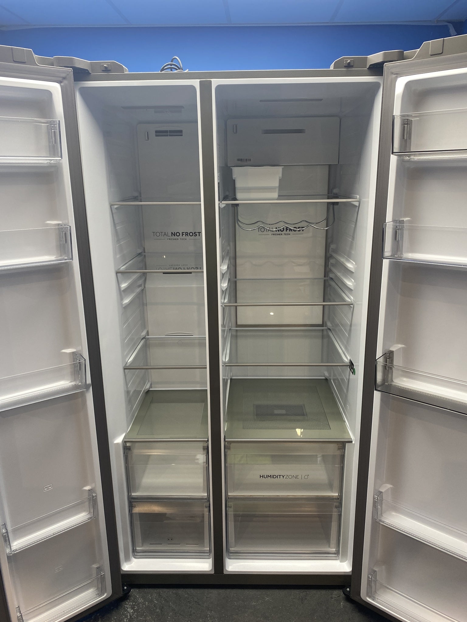 Haier HSW79F18ANMM Series 7 American Style 515 Litre Fridge Freezer