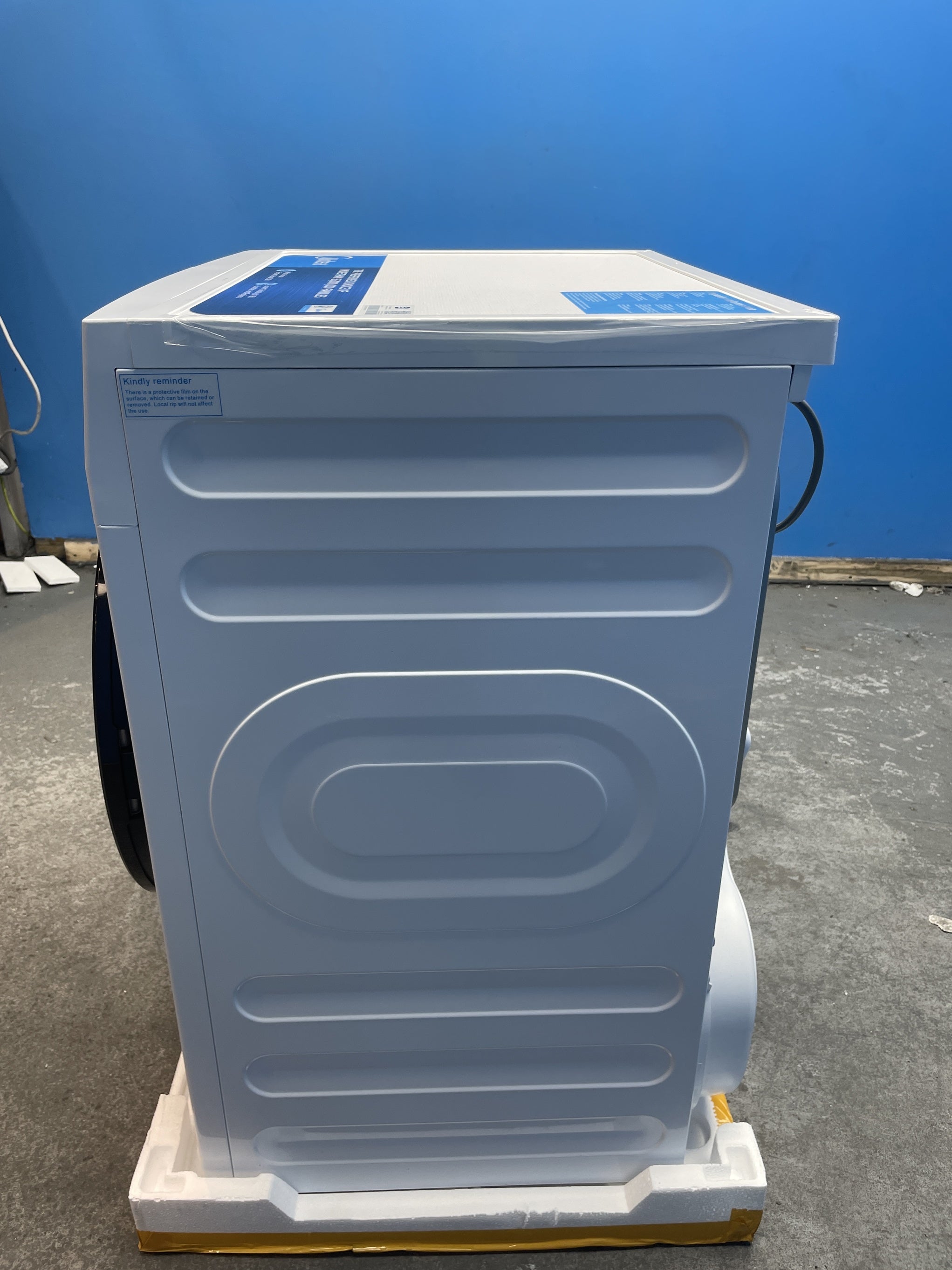 #GRC-158-924 - Midea MD200H80WB/W-UK 8kg Smart Sensor Heat Pump Tumble Dryer
