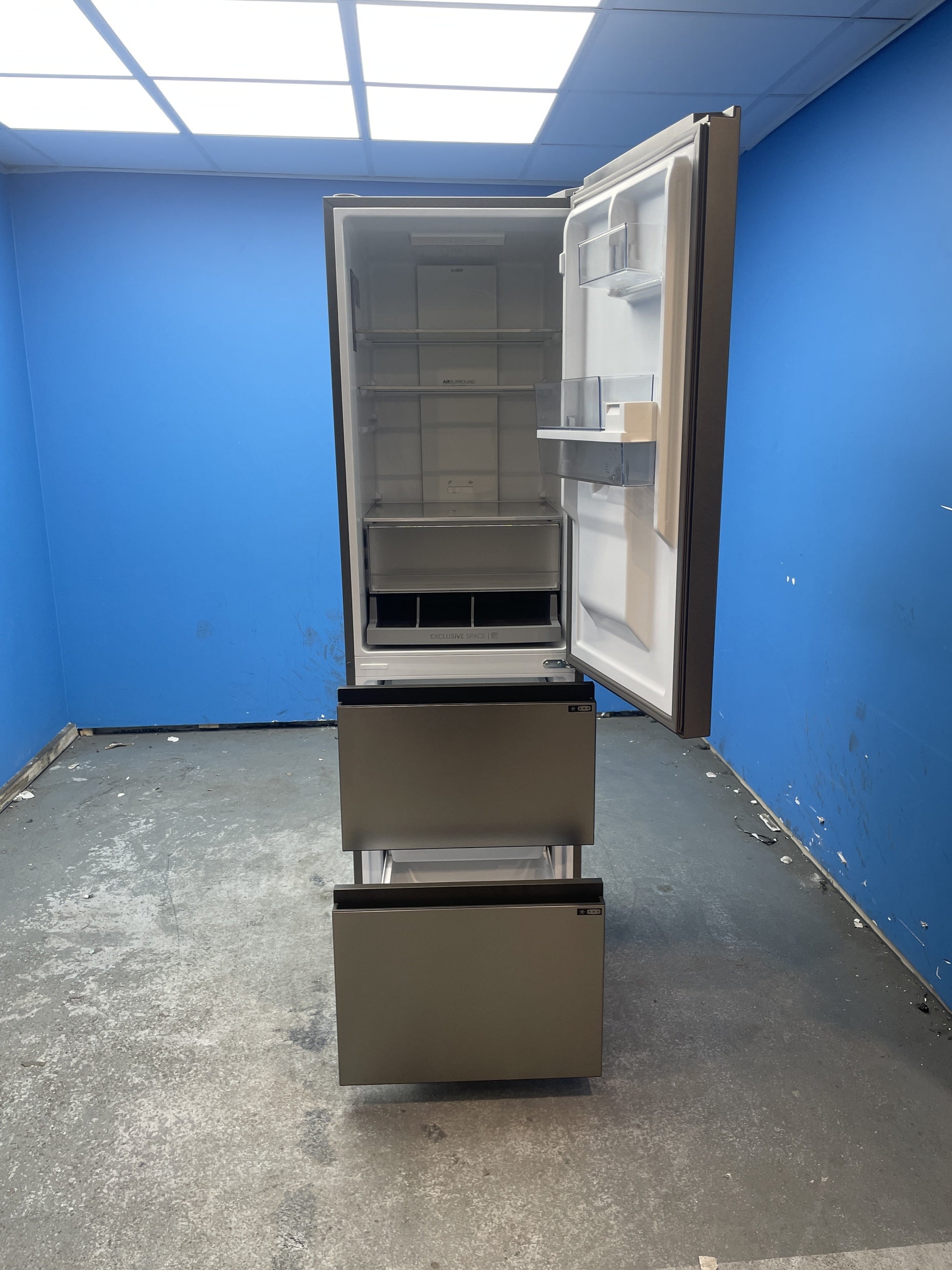 #GRC-159-618 - Haier 3D Combi Series 3 HTR3518EWMXK 60/40 Fridge Freezer