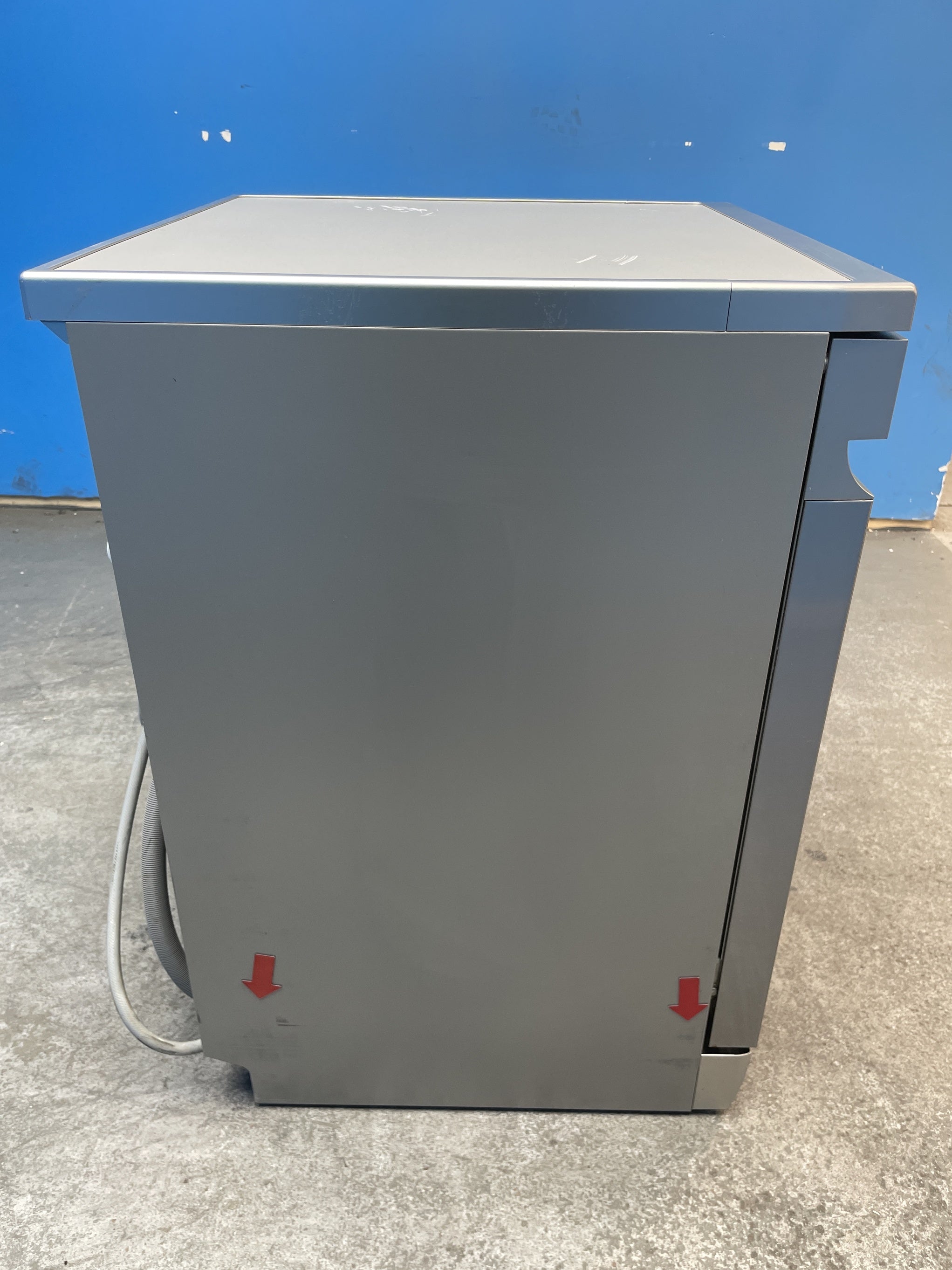 #GRC-158-786 - Midea MDWEF1433D 14 Place Full Size Dishwasher in Silver