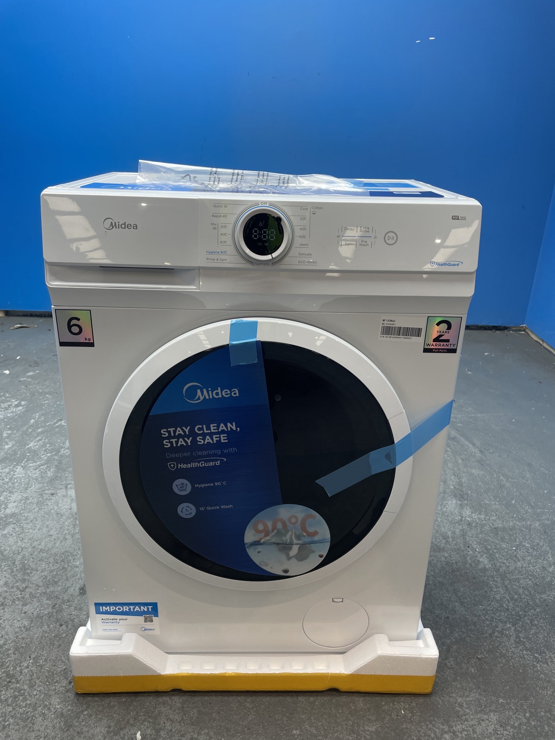 #GRC-159-945 - Midea MF100W60 6kg 1000 Spin Washing Machine with Lunar Dial