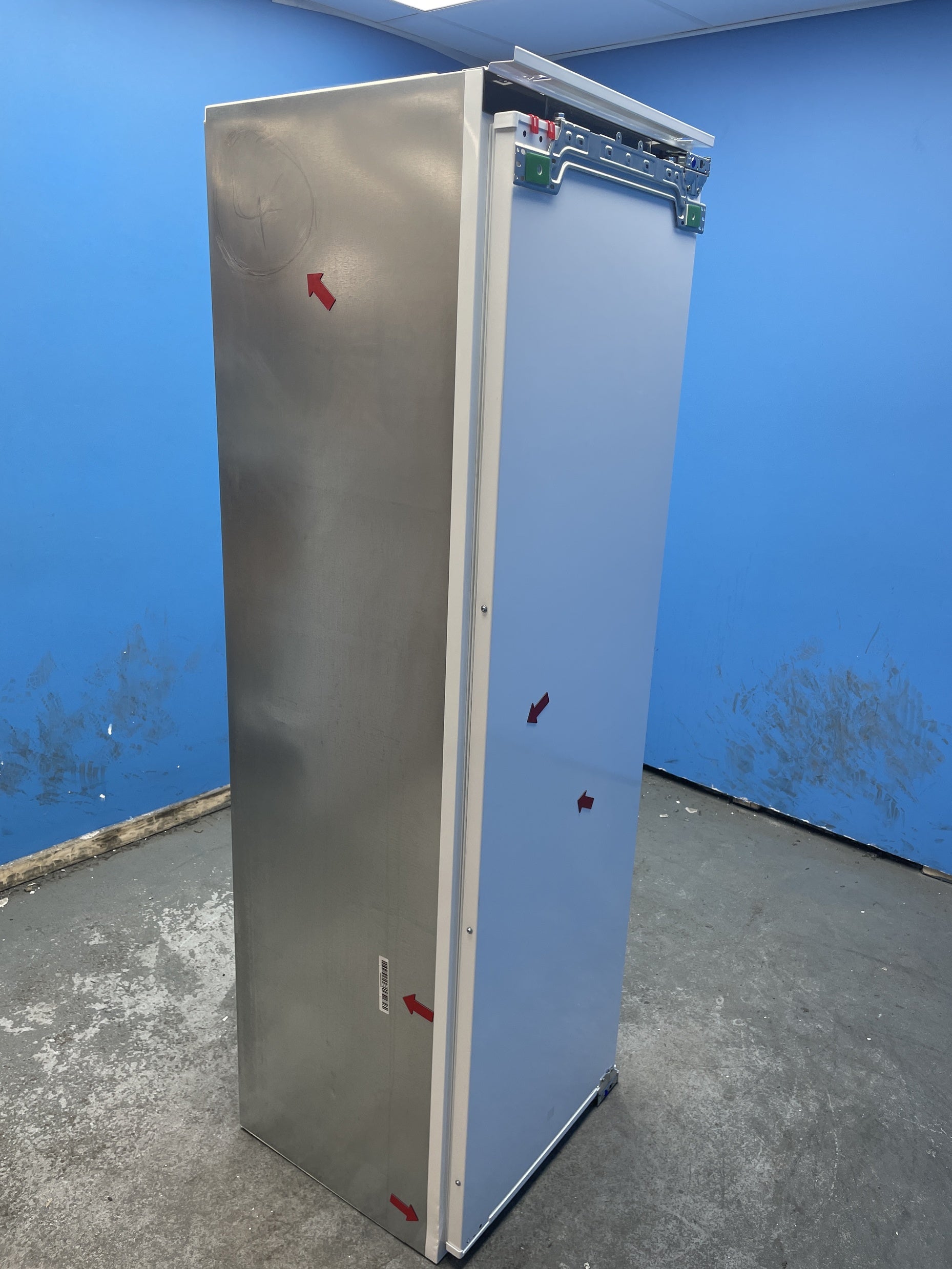 #GRC-158-318 - AEG 7000 Series NAB7N181EC Integrated Upright Frost Free Freezer