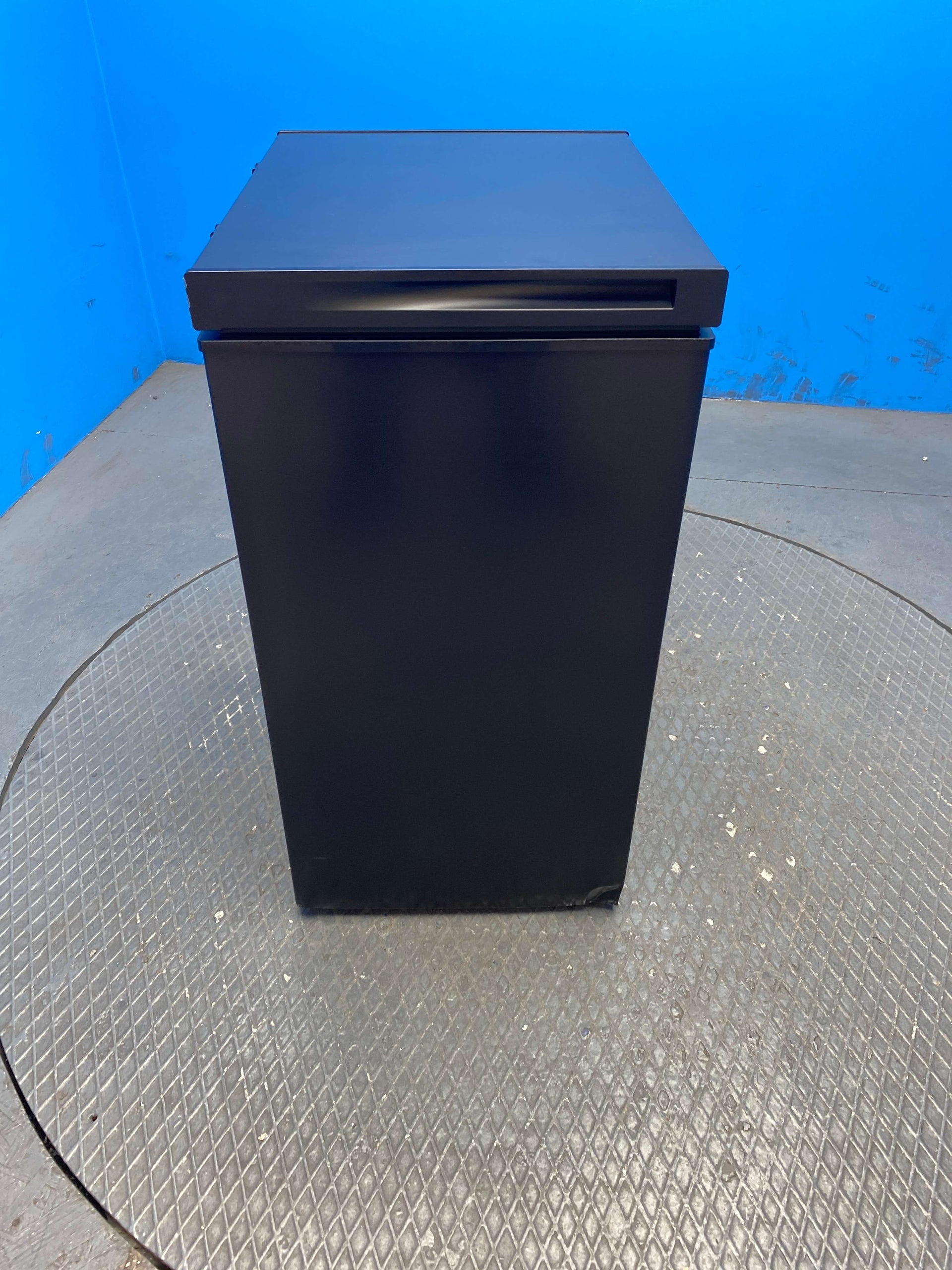 Igenix IG100B 99 Litre Freestanding Chest Freezer