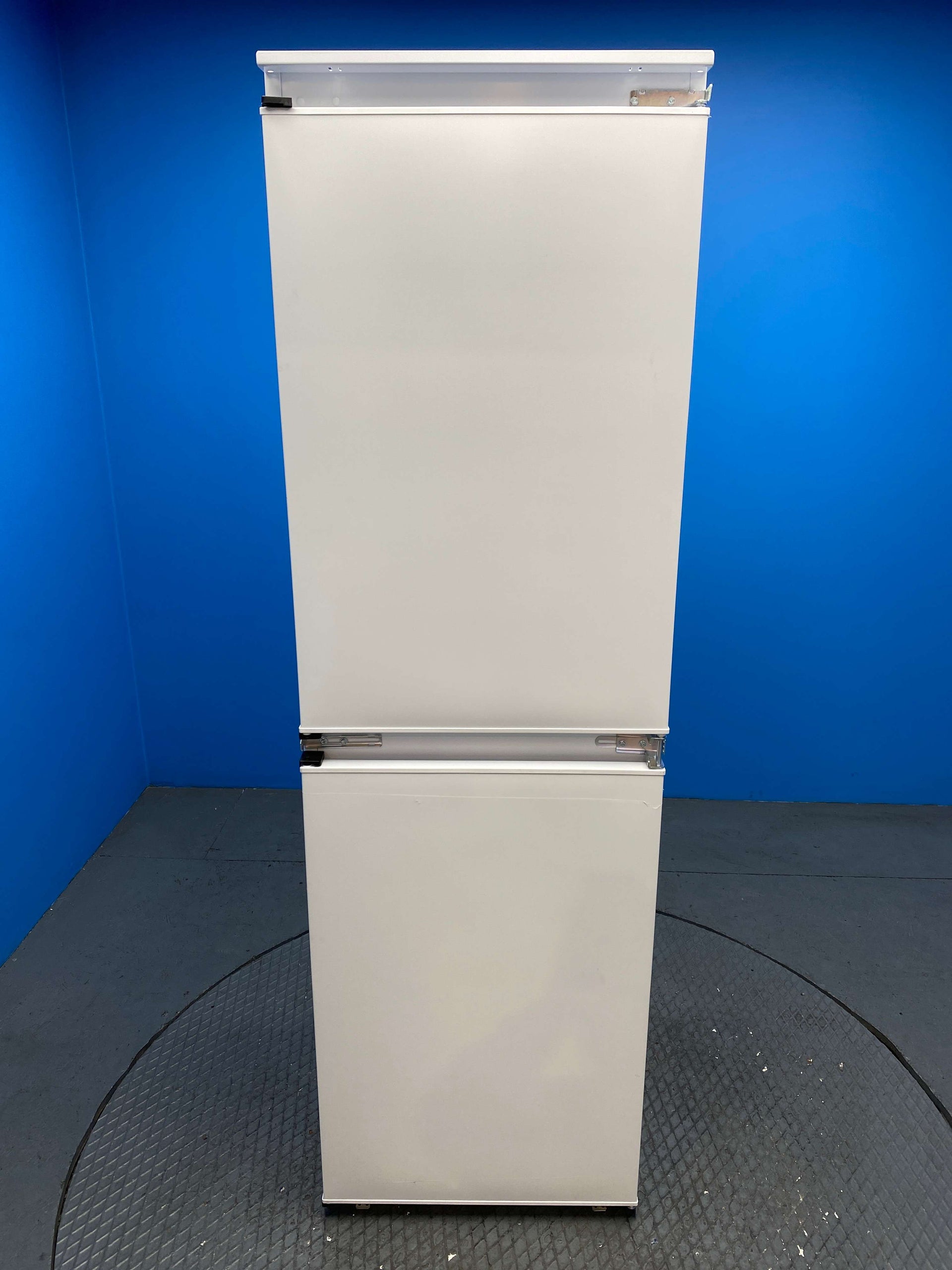 Hoover HOB50S518EK Integrated 233 Litre 50/50 Combi Fridge Freezer