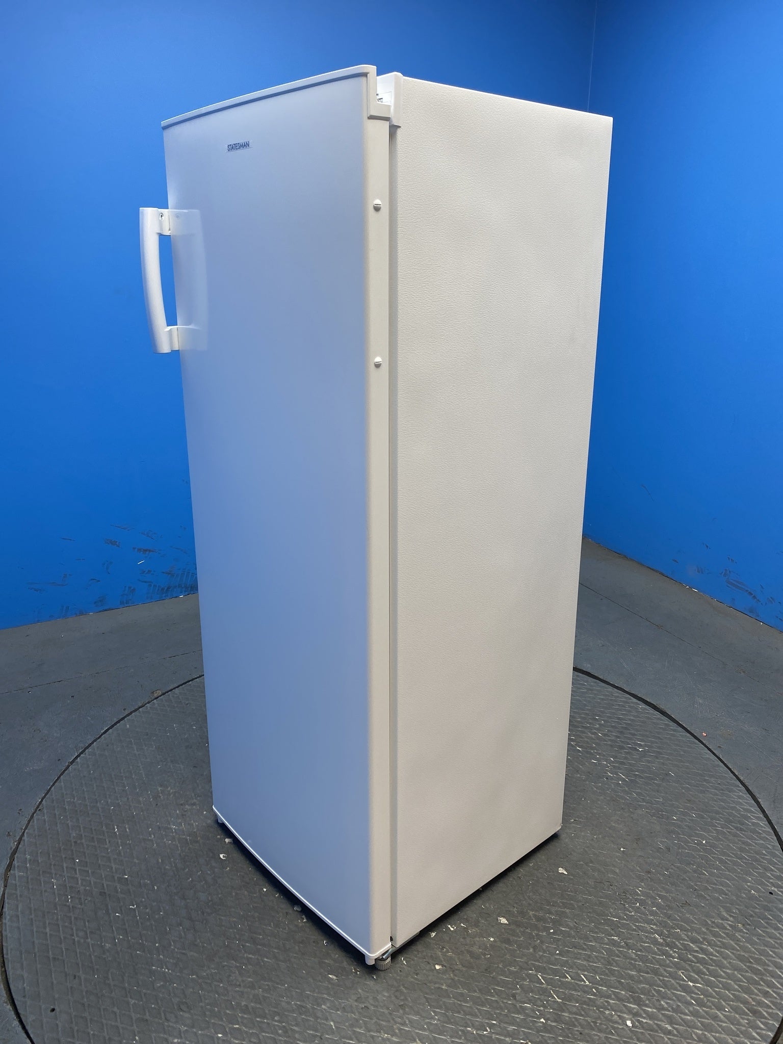 Statesman TL235LWE 235L Tall Larder Fridge