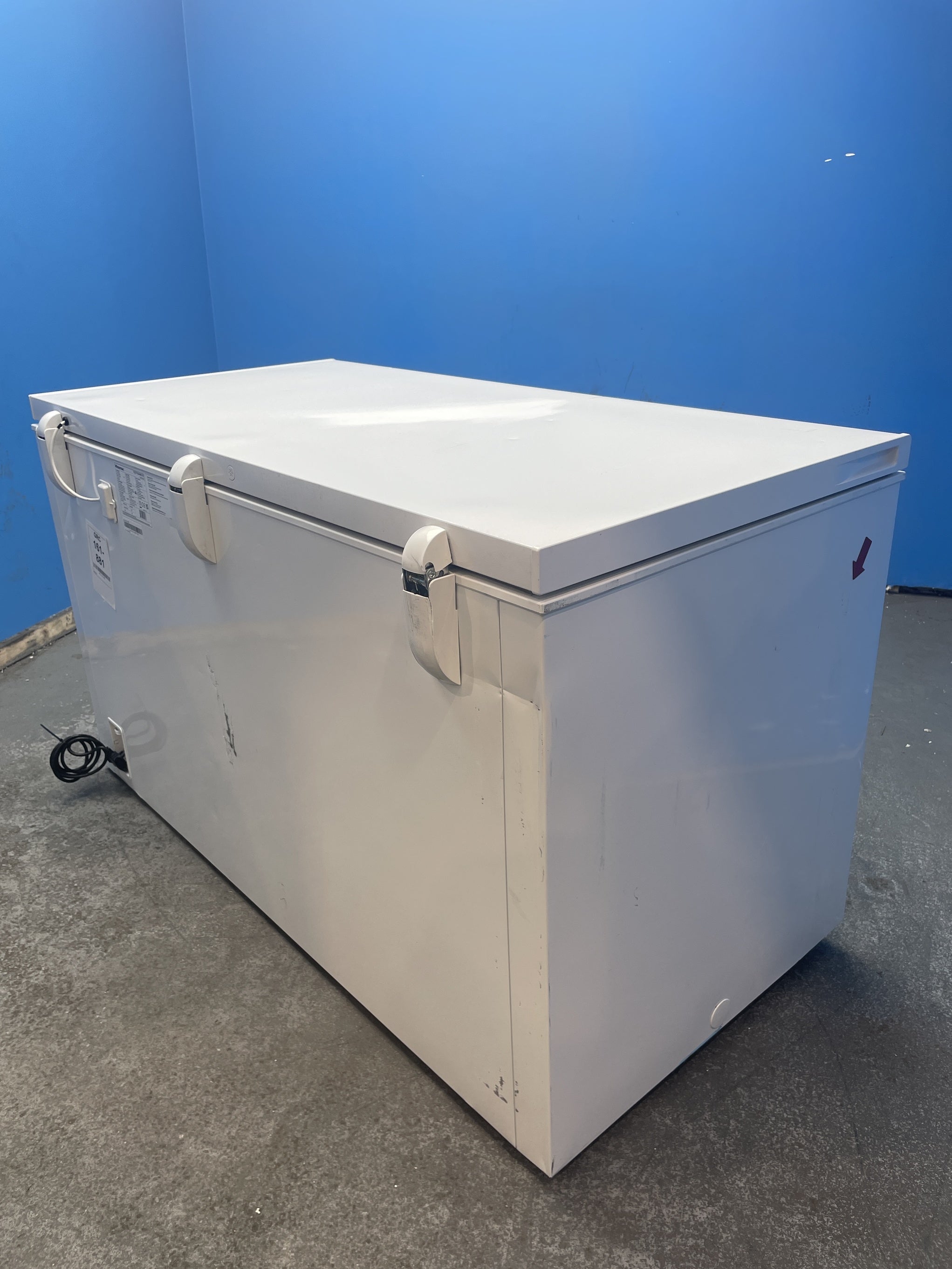 #GRC-161-881 - Hisense FC571D4AWLYE 372L Winter Guard Chest Freezer