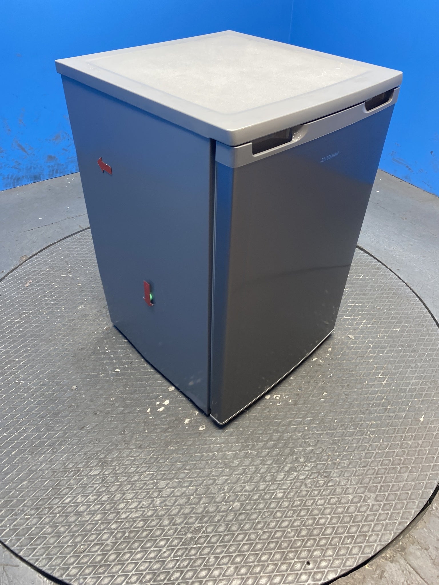 Statesman U355S 86 Litre Under Counter Freezer