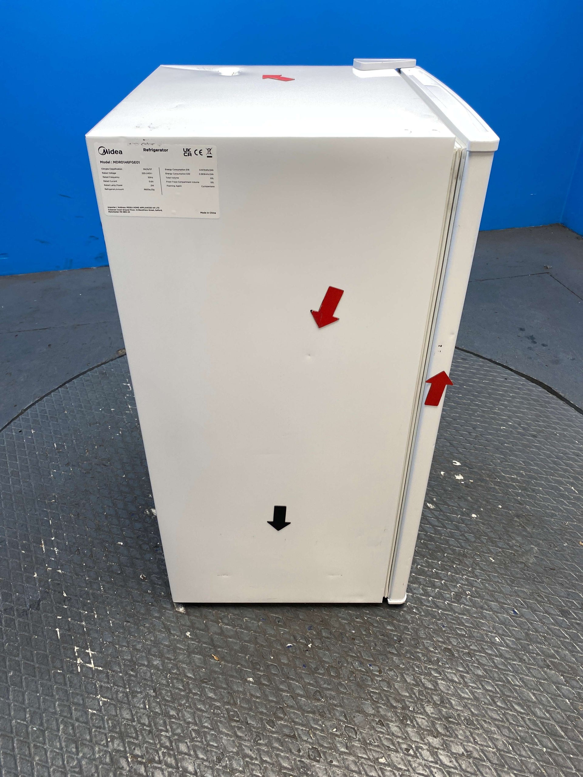 Midea MDRD146FGE01 93 Litre Undercounter Fridge