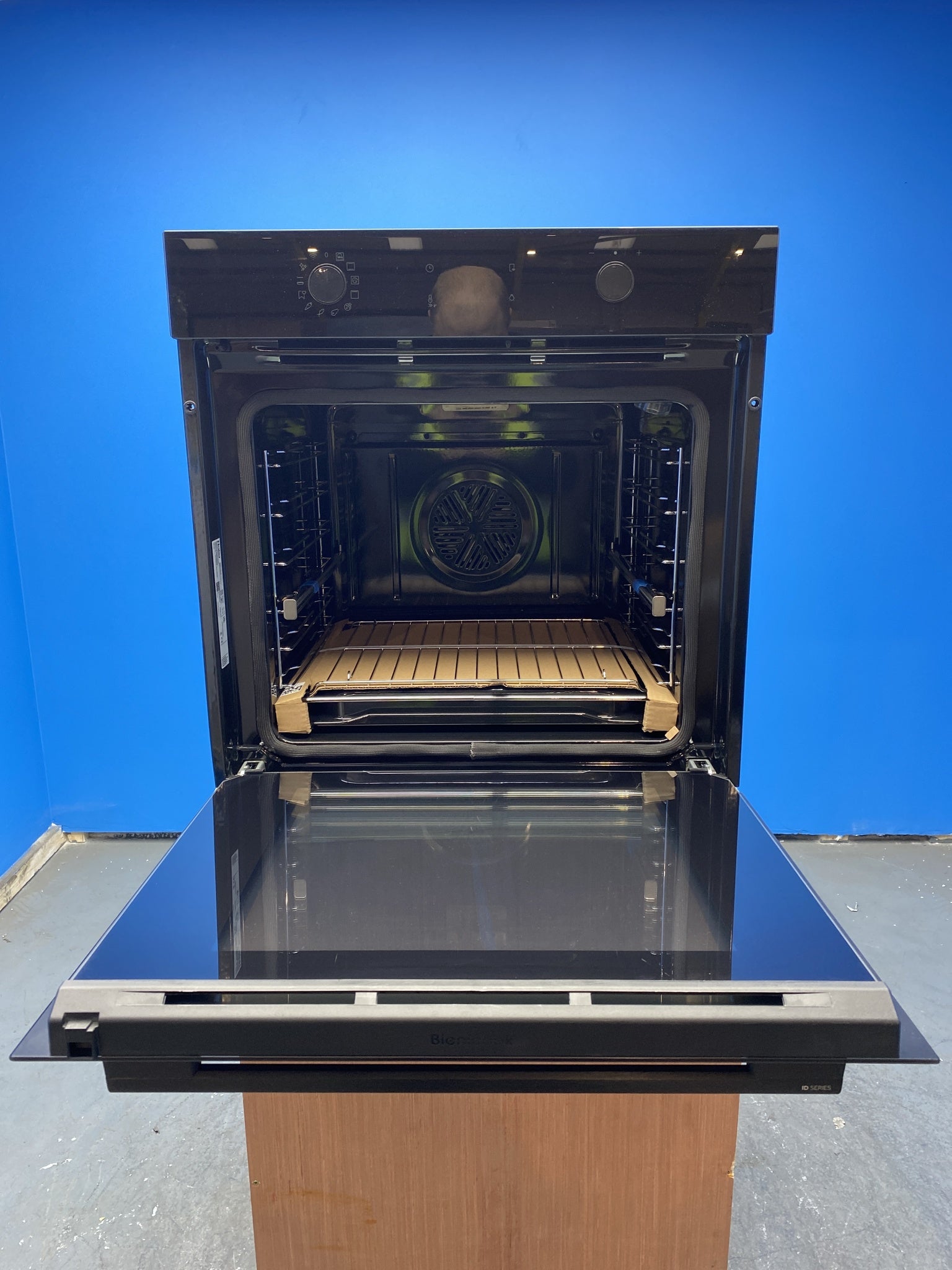 Haier ID Series 2 H6 ID2P5B3YTB Electric Pyrolytic Smart Oven
