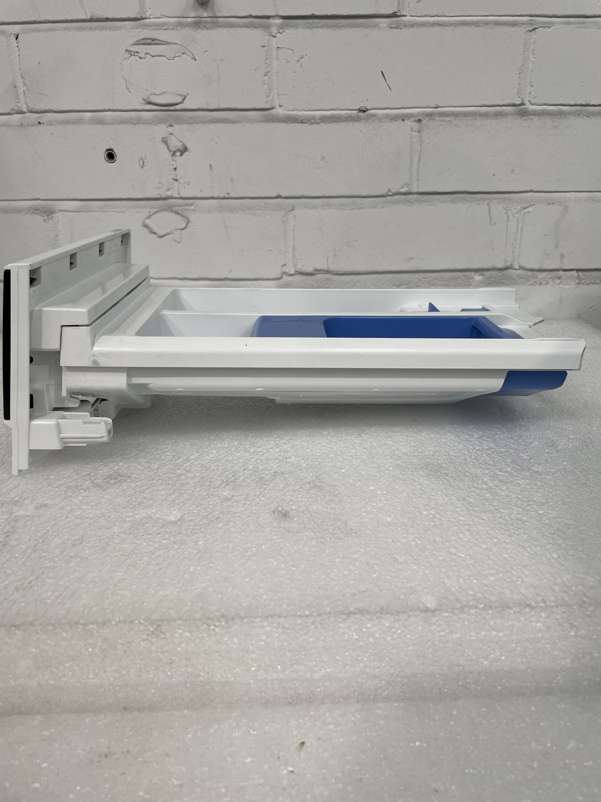 #GRC-157-442 - Haier HW130-BP14357U1 Washing Machine Dispenser Drawer