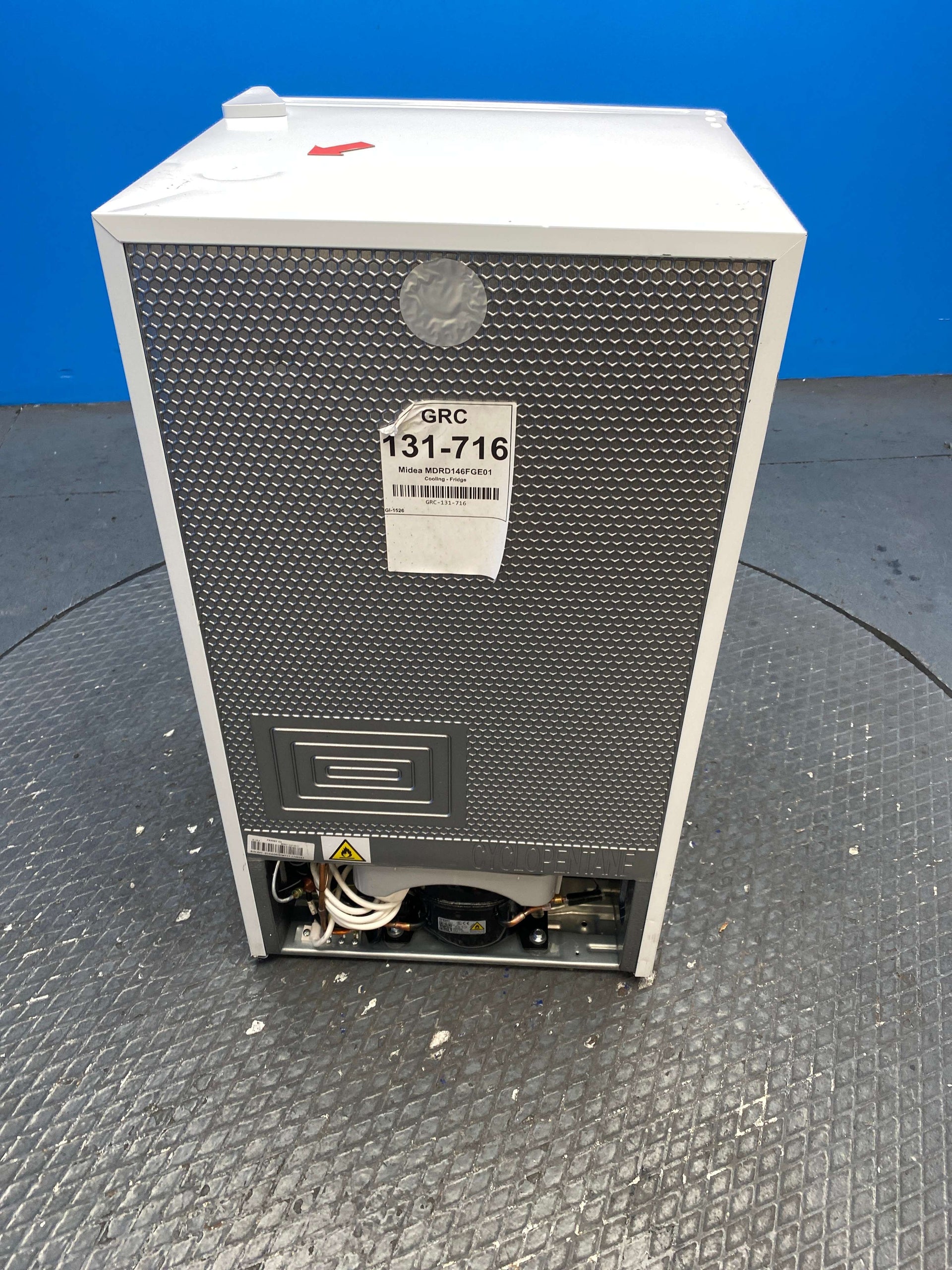 Midea MDRD146FGE01 93 Litre Undercounter Fridge