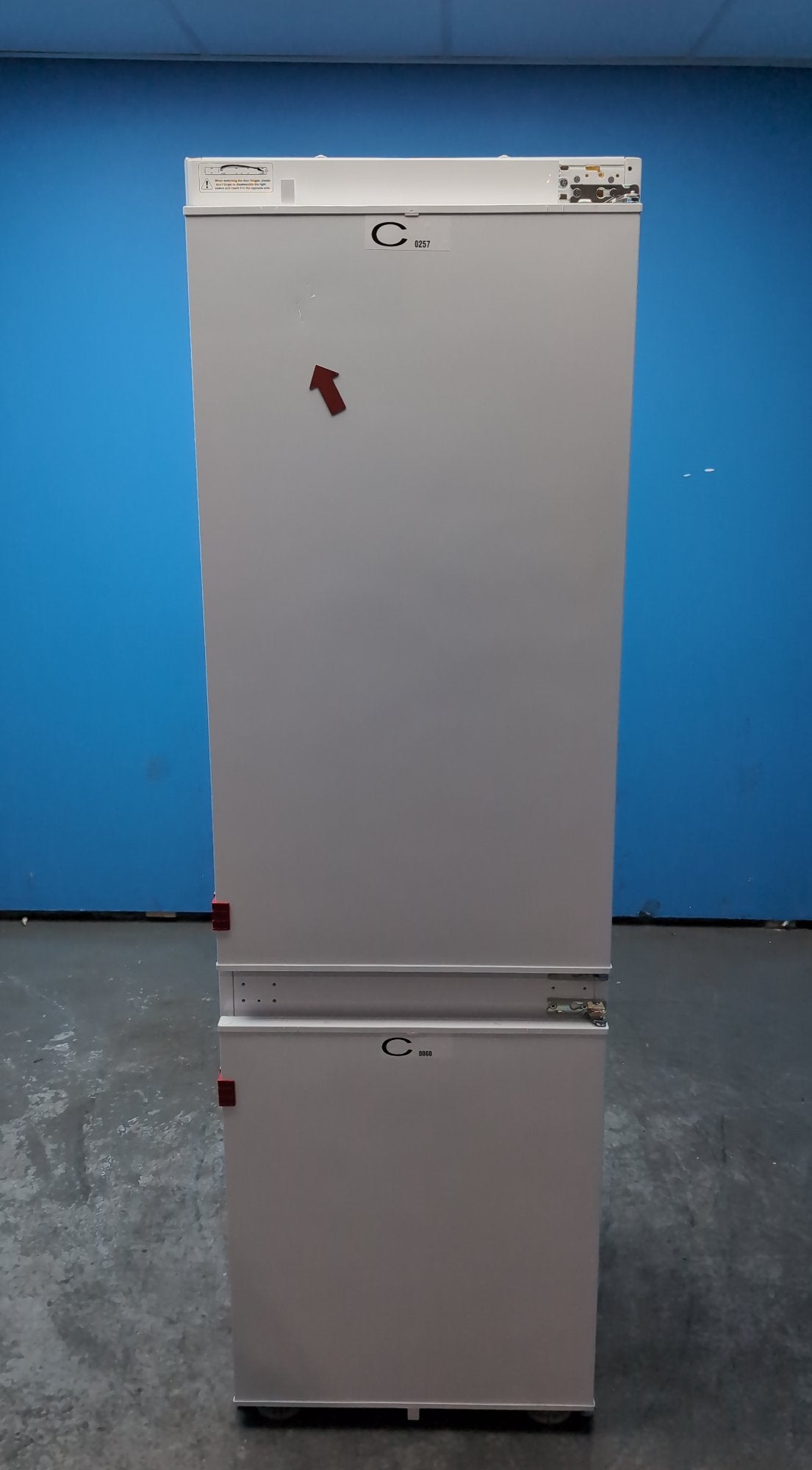 #GRC-163-432 - Haier 54cm Integrated 70/30 Fridge Freezer – 268L, White, Total No Frost