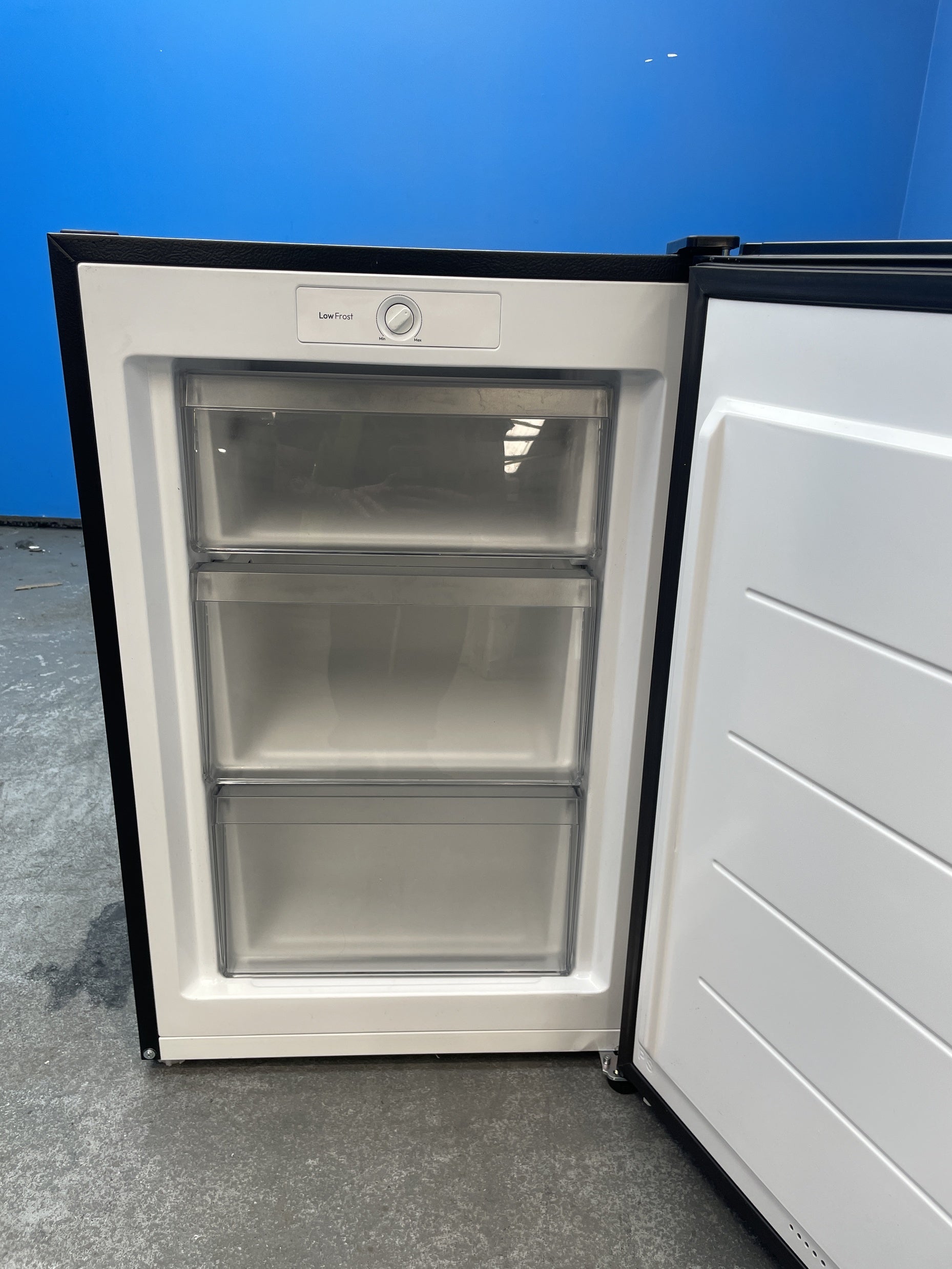 #GRC-139-039 - Hoover H-Freeze 300 HONUQ2L58EBK 90L Under Counter Freezer