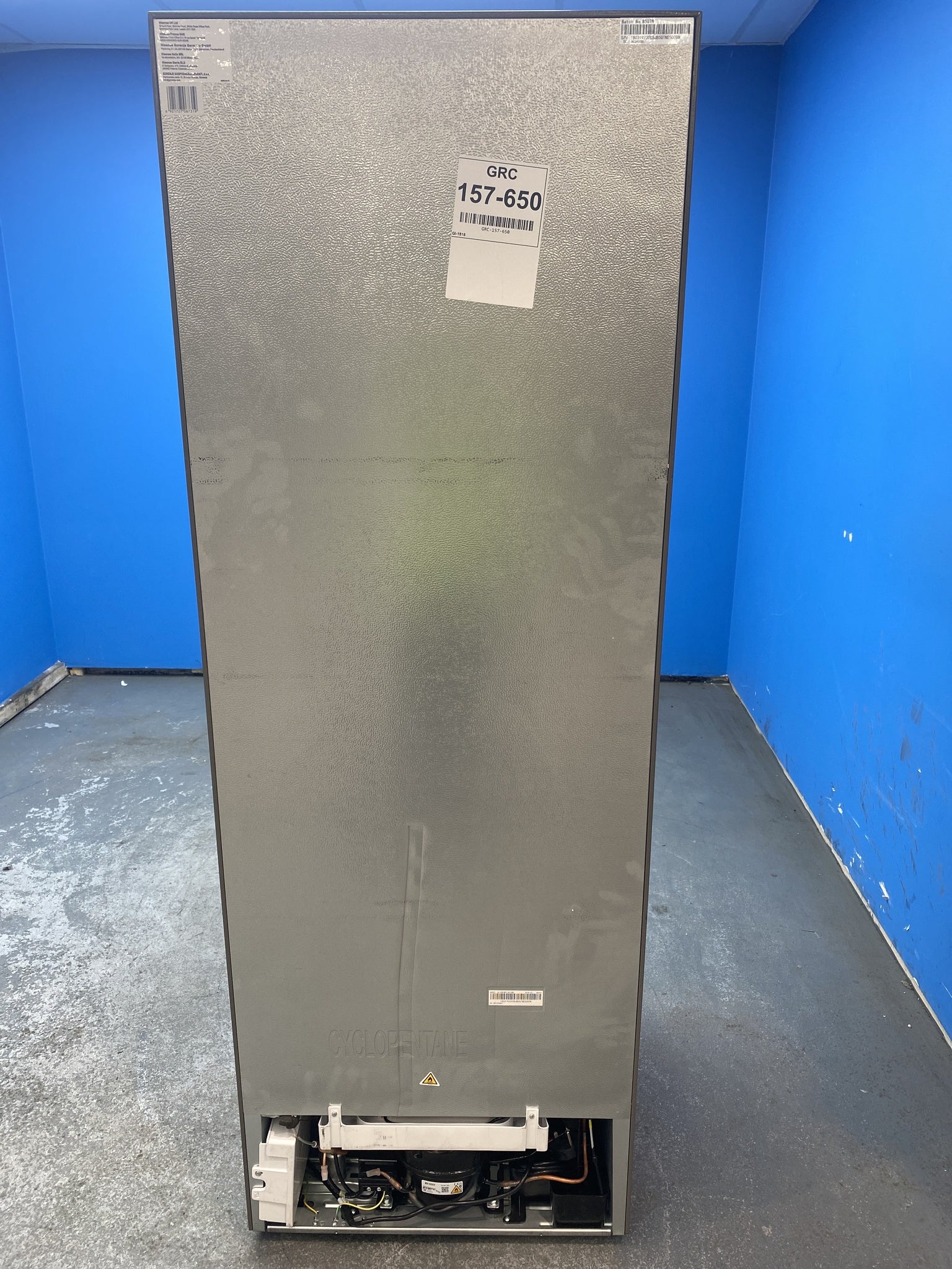 #GRC-157-650 - Hisense RL415N4ACE Tall 322 Litre No Frost Larder Fridge