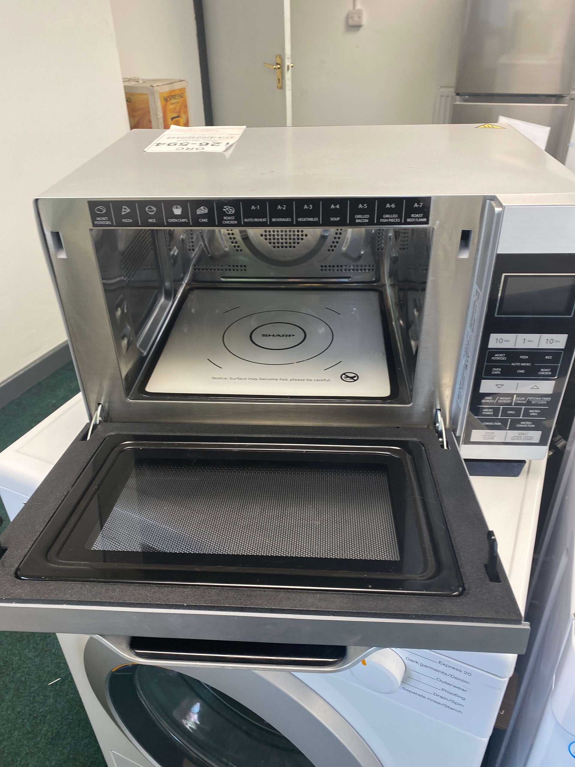 Sharp R861SLM 25L 900W Combi Microwave Oven