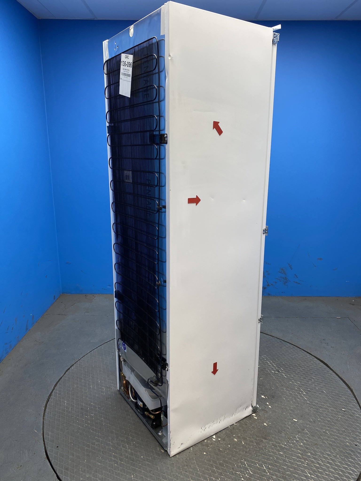 AEG SKE818E1DC 6000 DynamicAir Built-in 311 Litre Larder Fridge