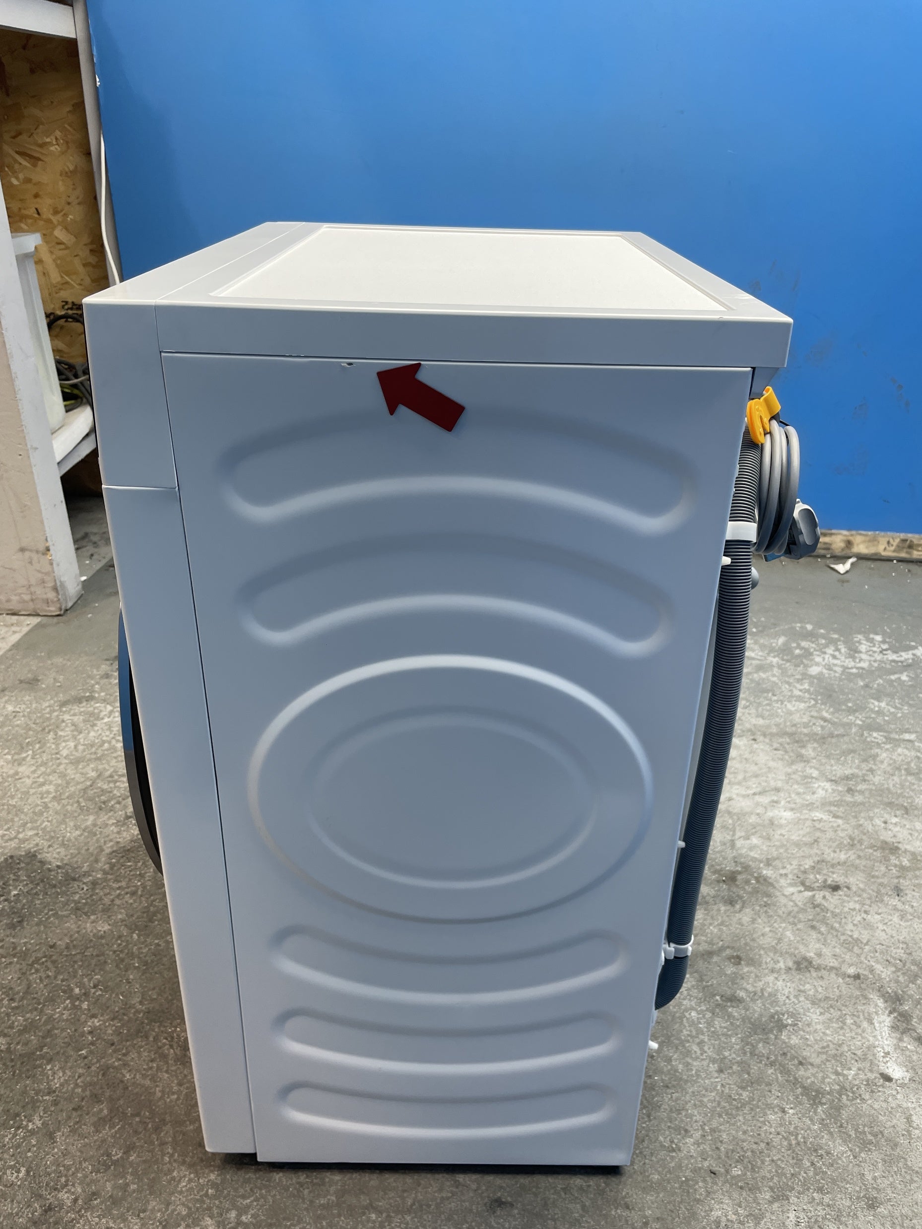 #GRC-158-052 - Hisense WF5I9043BWFS 9kg 140rpm KitchenFit Washing Machine
