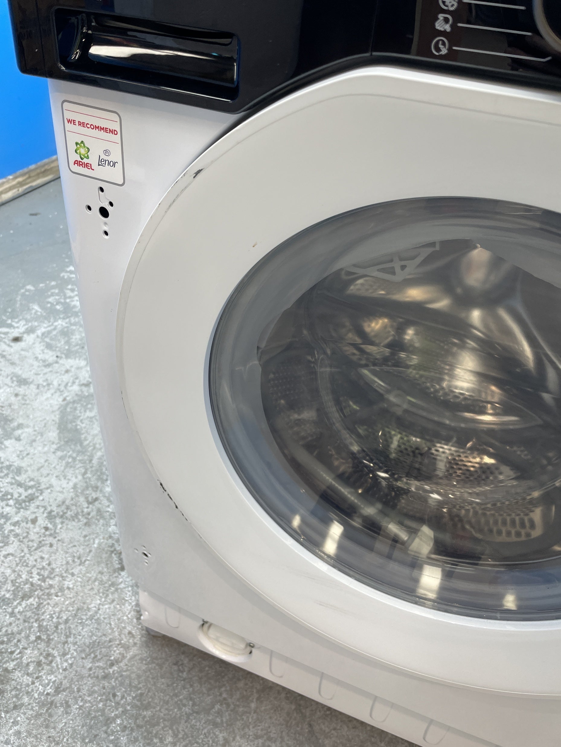 #GRC-157-733 - Haier Series 6 BHA6S696M6D9-80 Built-in 9/6kg 1600rpm Washer Dryer