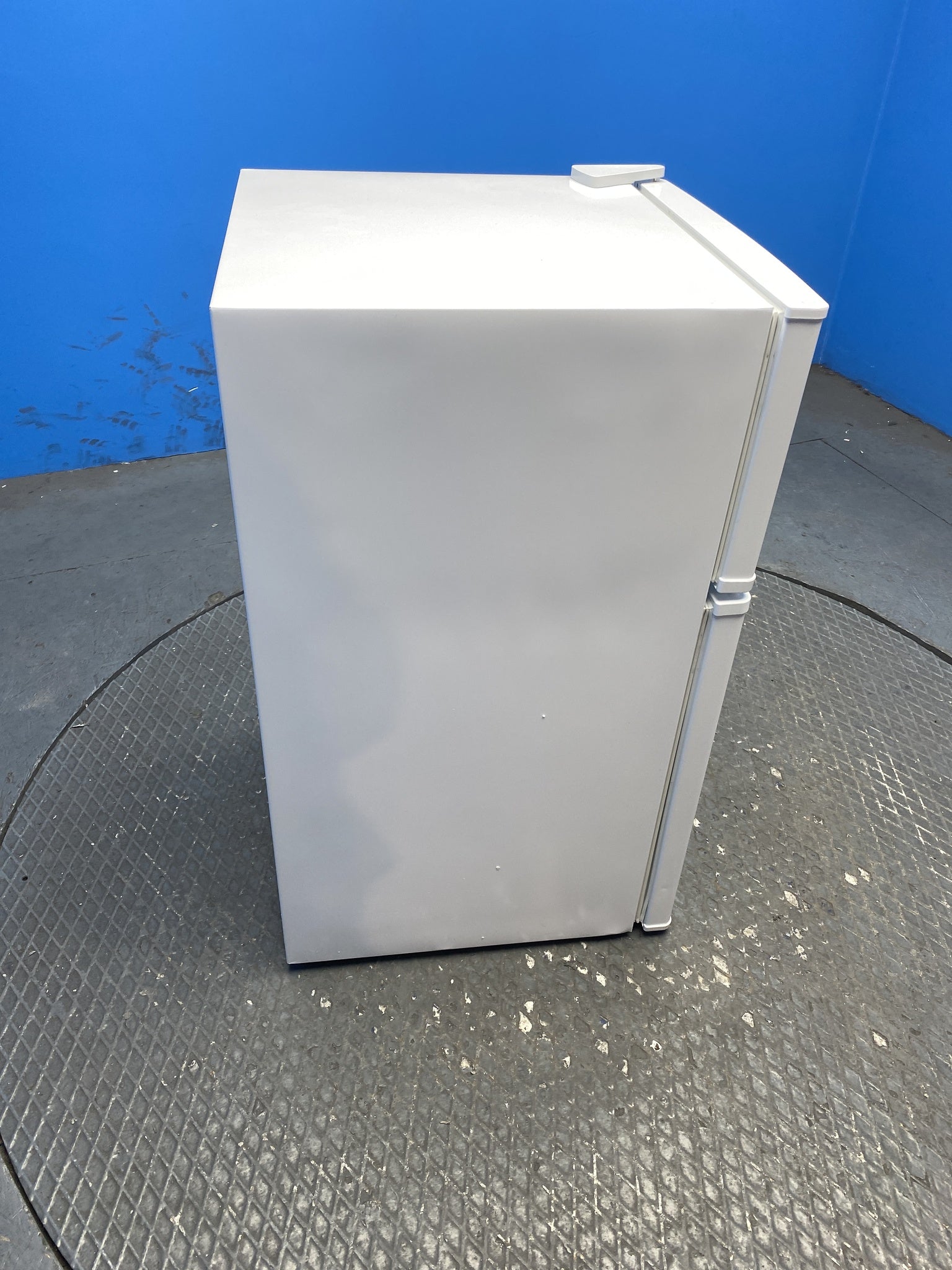 COMFEE’ RCT87WH2(E) 87L Under Counter Fridge Freezer