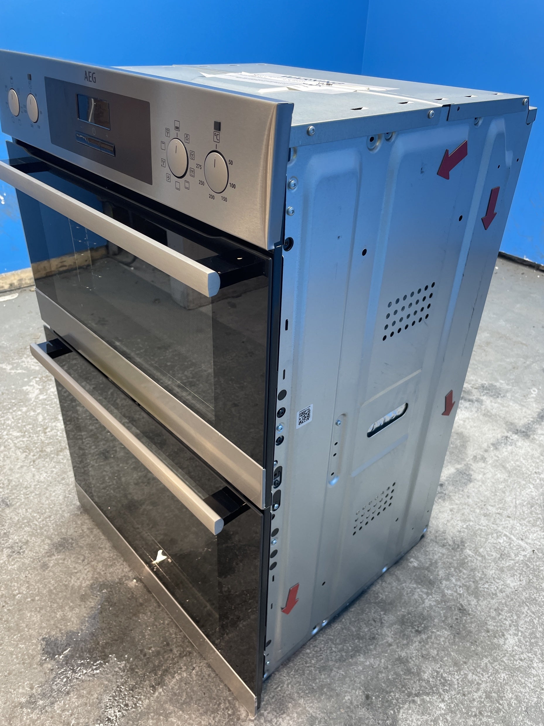 #GRC-158-204 - AEG DCB331010M SurroundCook Built-In Electric Double Oven