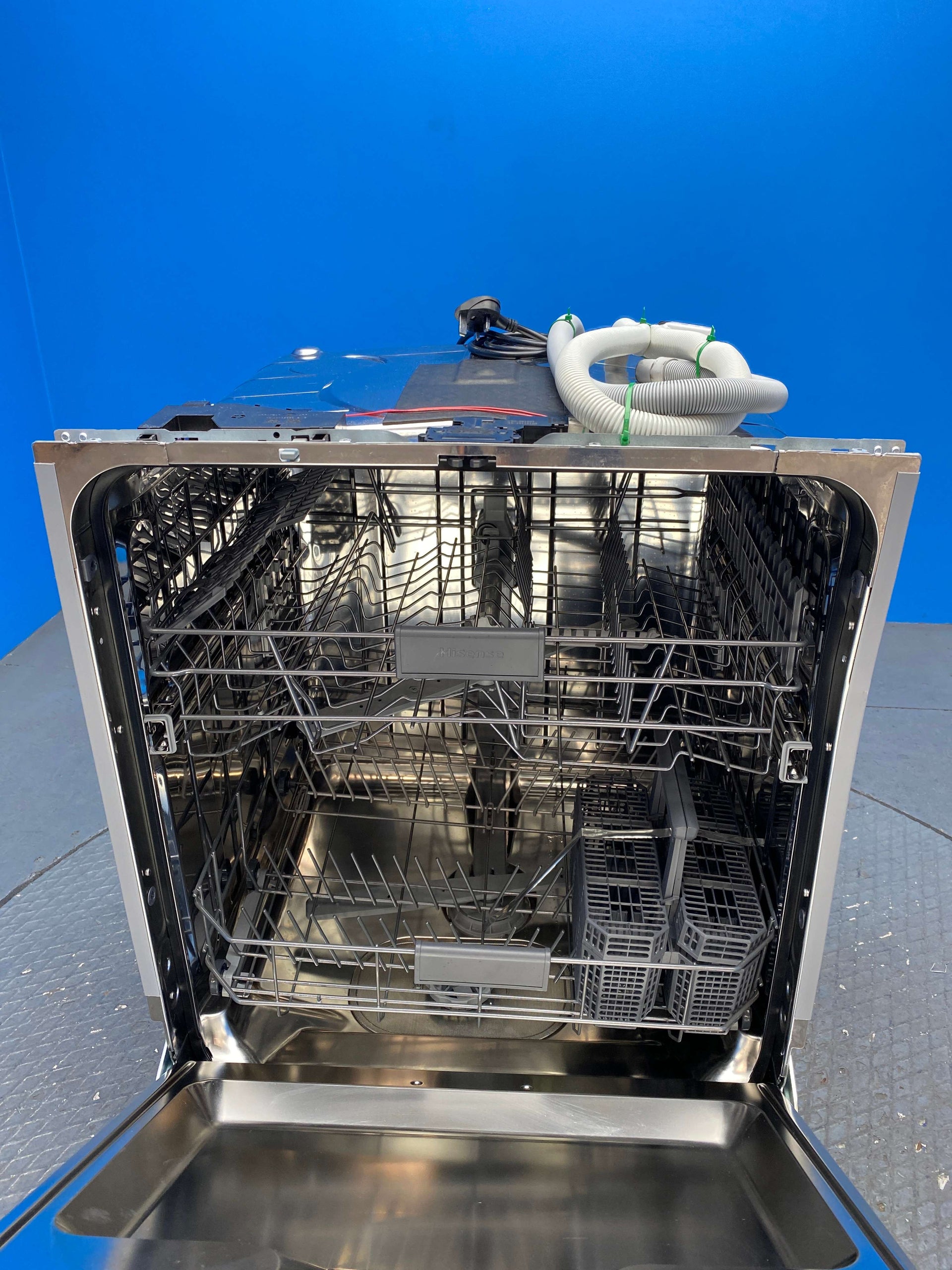 Hisense HV642C60UK Integrated 14 Place Setting Dishwasher
