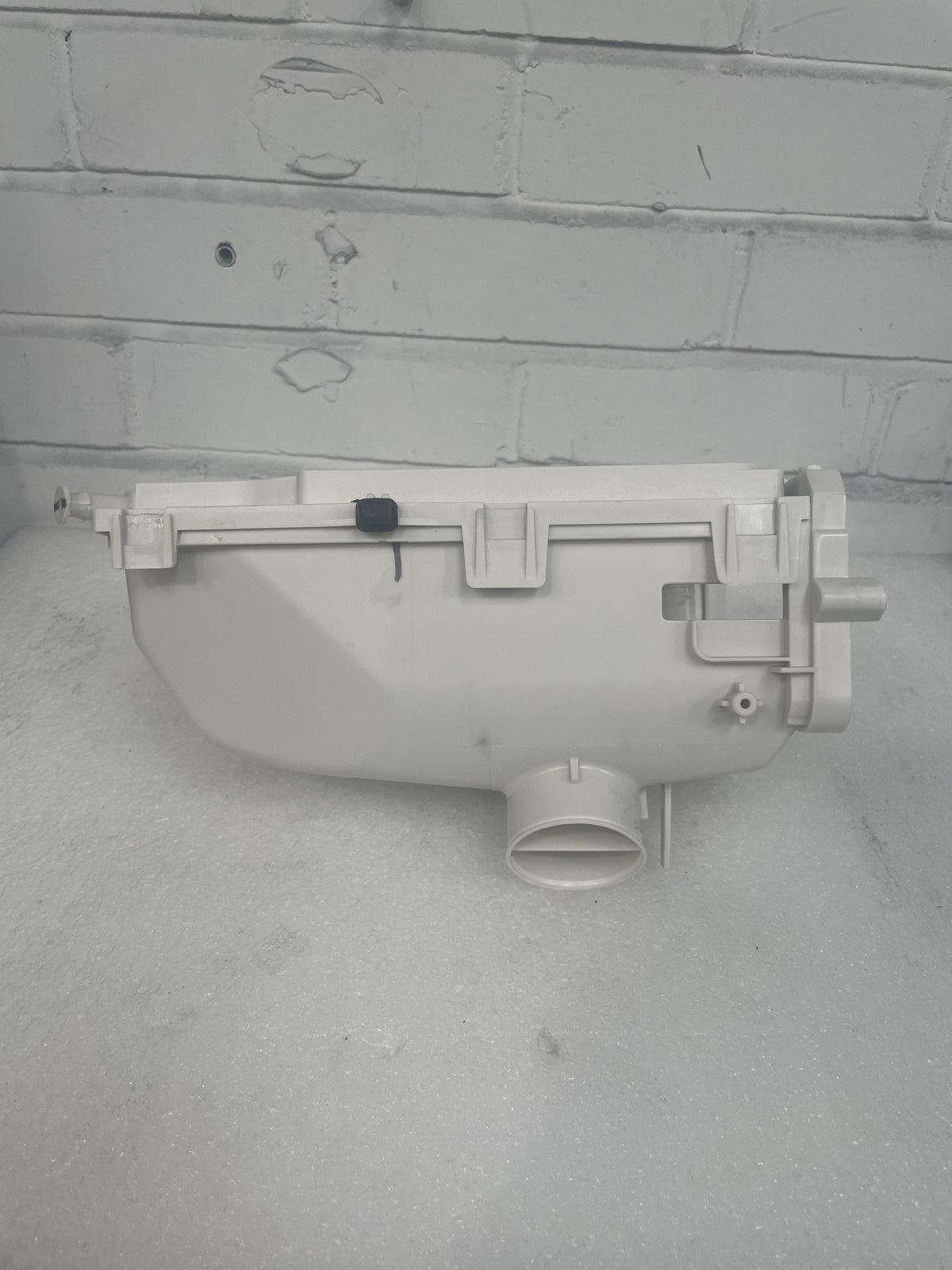 #GRC-157-548 - Samsung WD11DG5B15BB Washing Machine Detergent Dispenser Housing