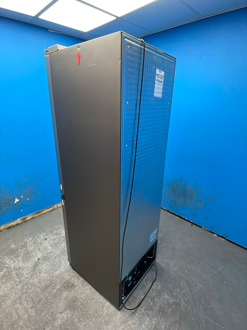 #GRC-162-227 - Samsung Series 6 SpaceMax RB34C600DSA Smart Fridge Freezer