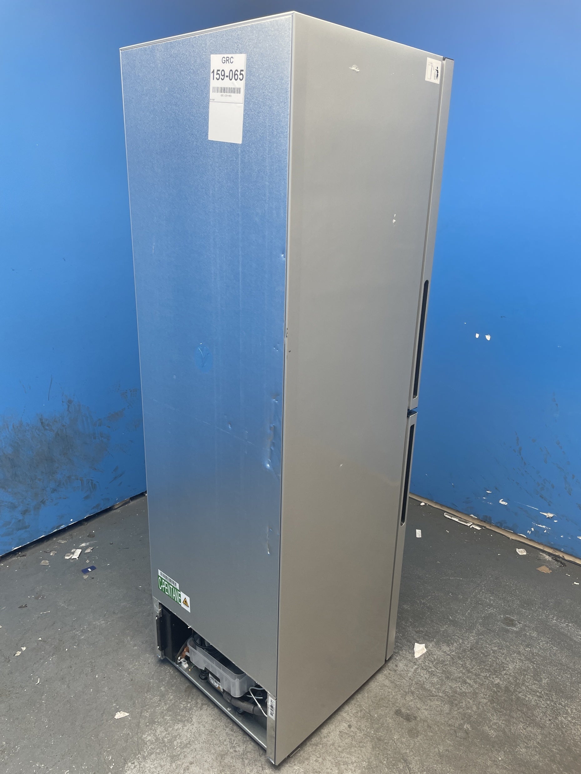 #GRC-159-065 - Hoover H-FRIDGE 300 HVT3CLECKIHS 252 Litre Combi Fridge Freezer