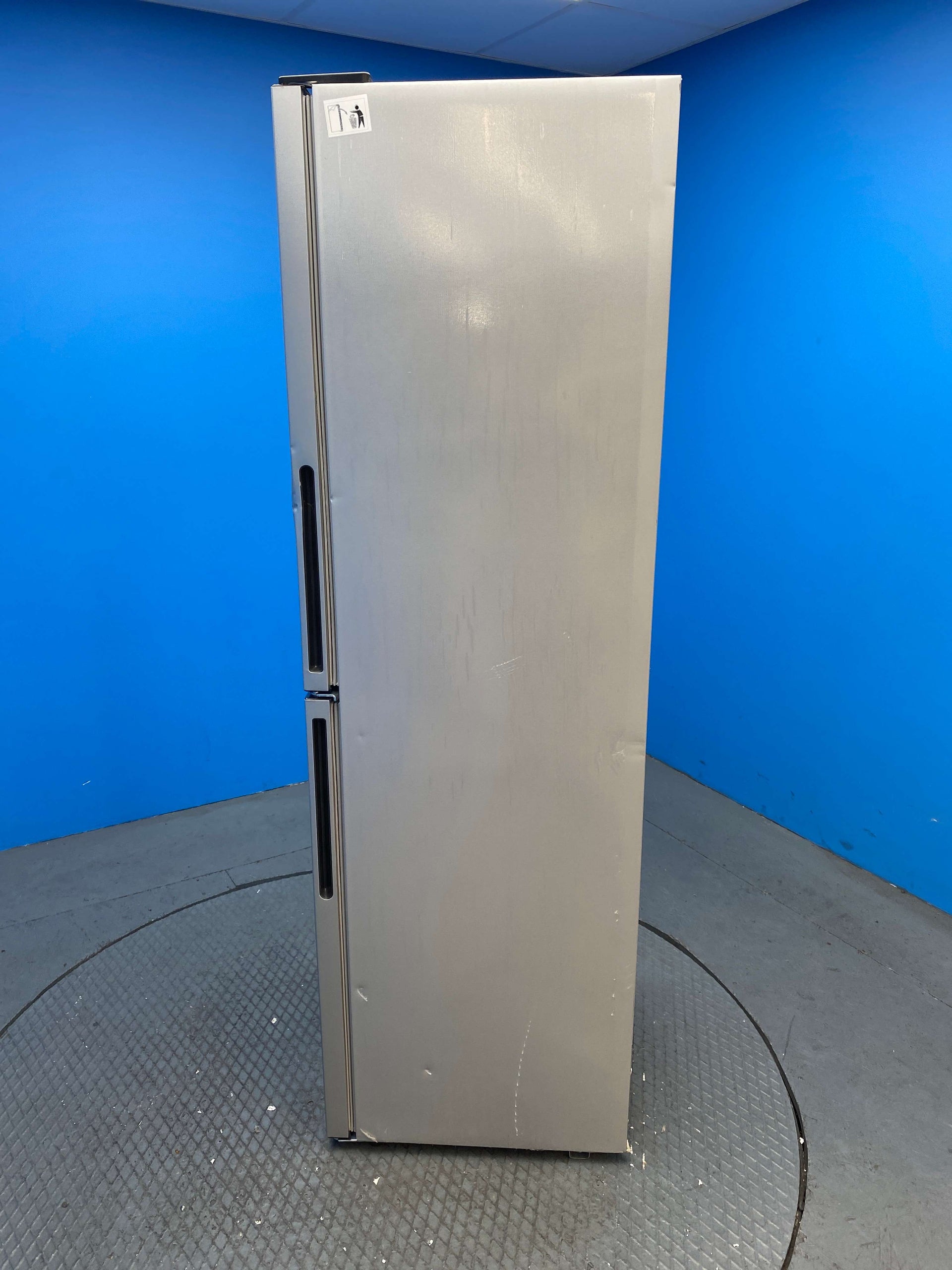 Candy CCT3L517ESK 252 Litre Combi Fridge Freezer