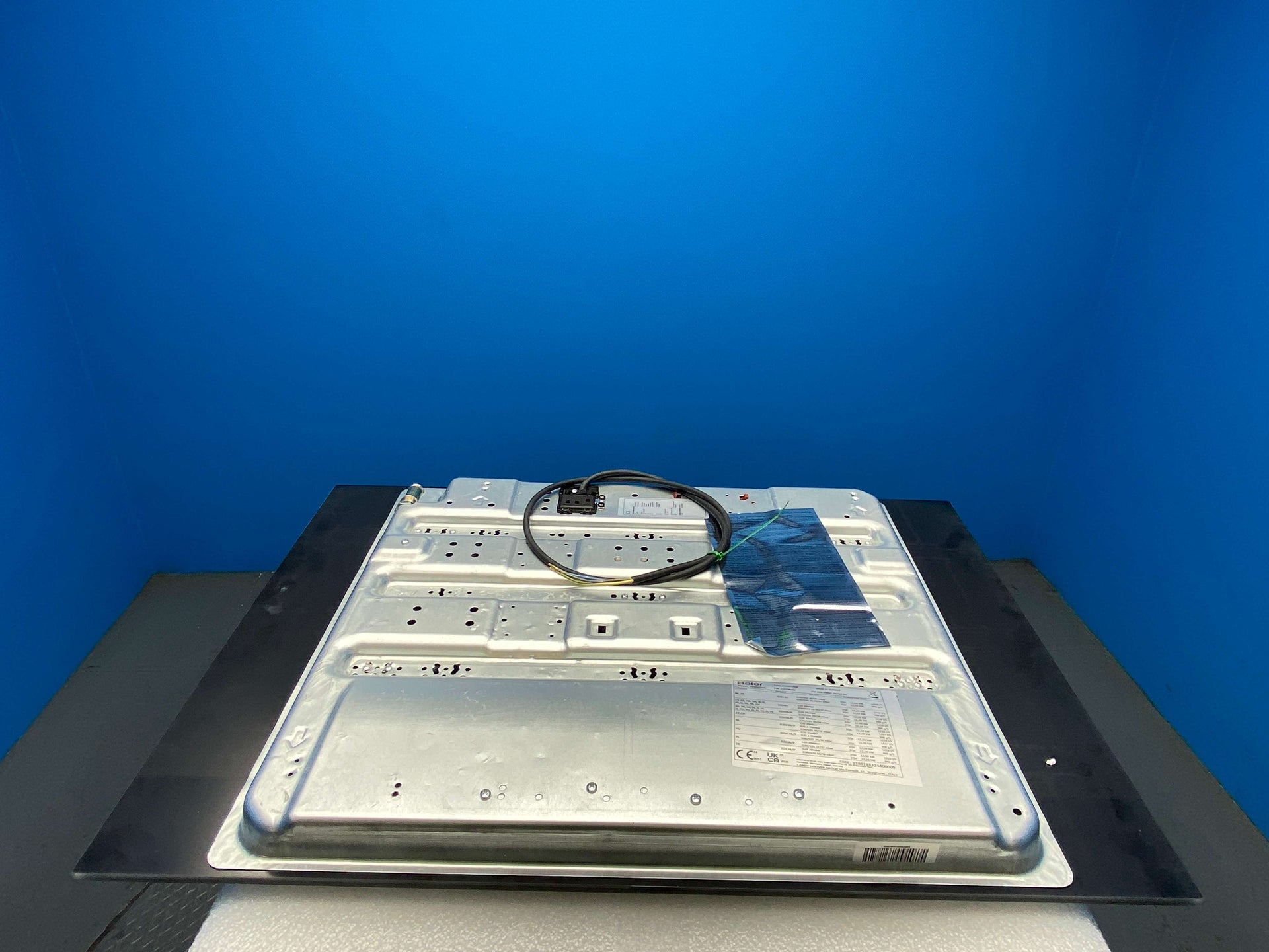 Haier HAVG75HB Series 4 75cm Gas on Glass Hob