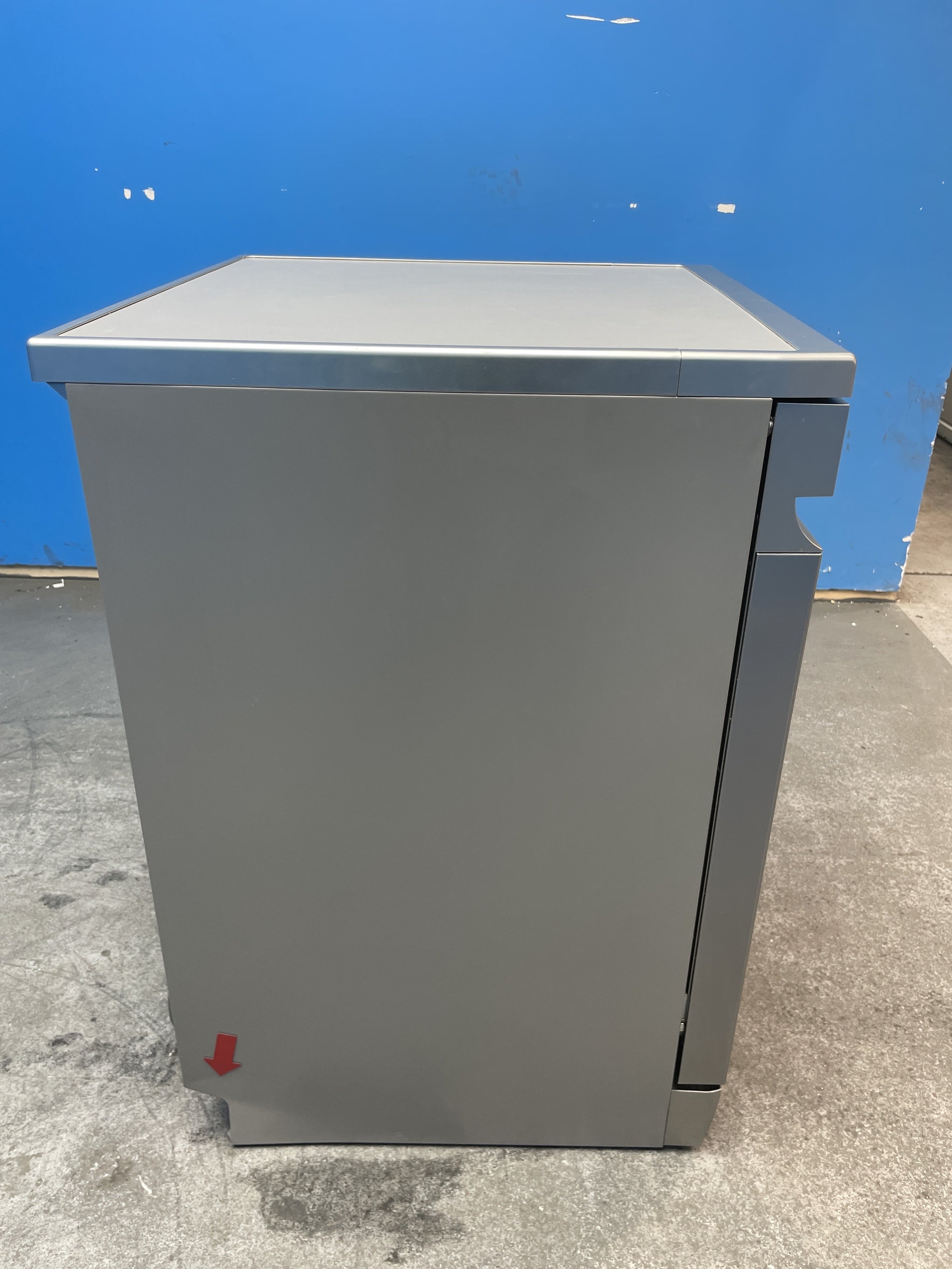 #GRC-158-751 - Midea MDWEF1433D 14 Place Full Size Dishwasher in Silver