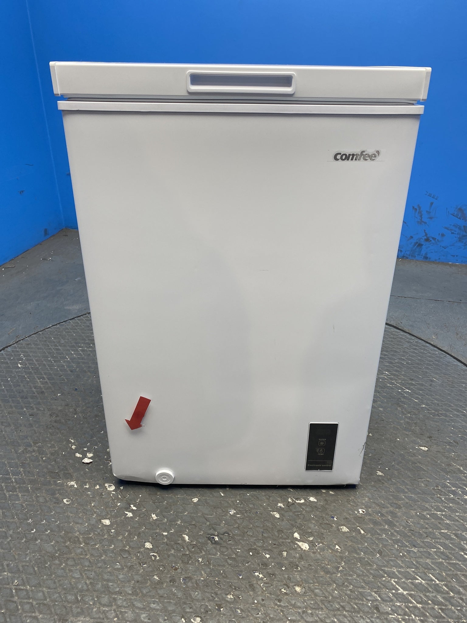 COMFEE' RCC100WH2E 99L Chest Freezer with Digital Control