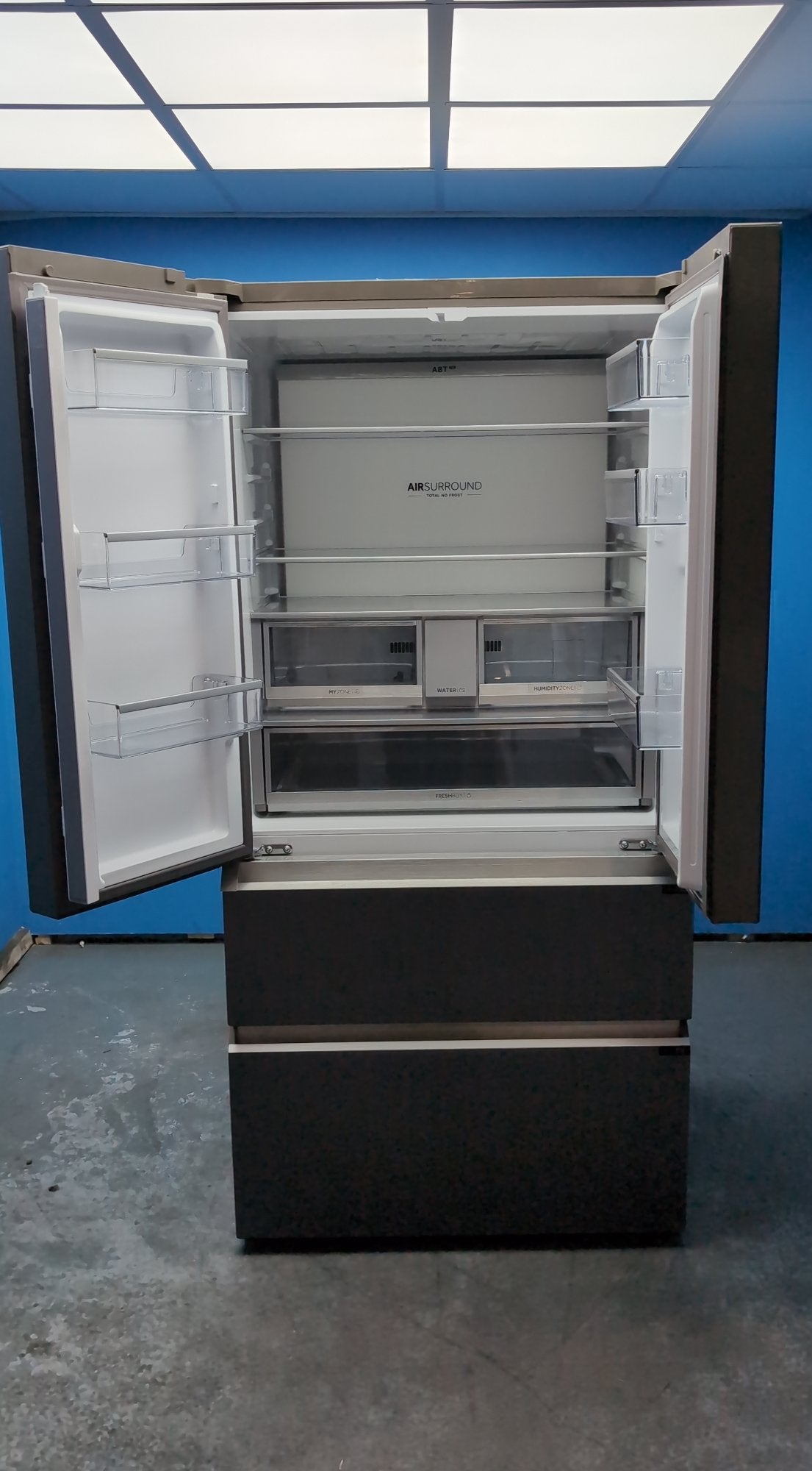 #GRC-163-404 - Haier 90.5cm French Door Fridge Freezer – 703L, Sapphire Glass, Total No Frost