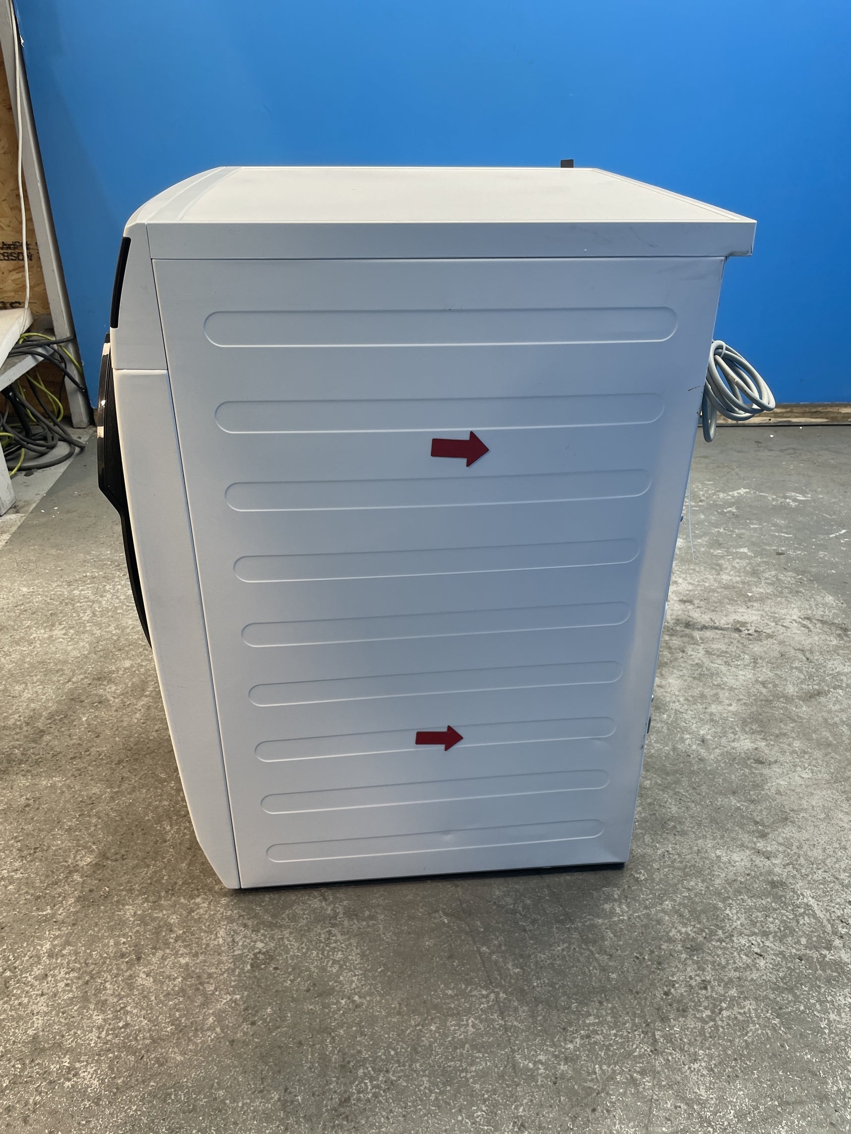 #GRC-154-127 - AEG TR948V4BC 8kg Heat Pump Tumble Dryer
