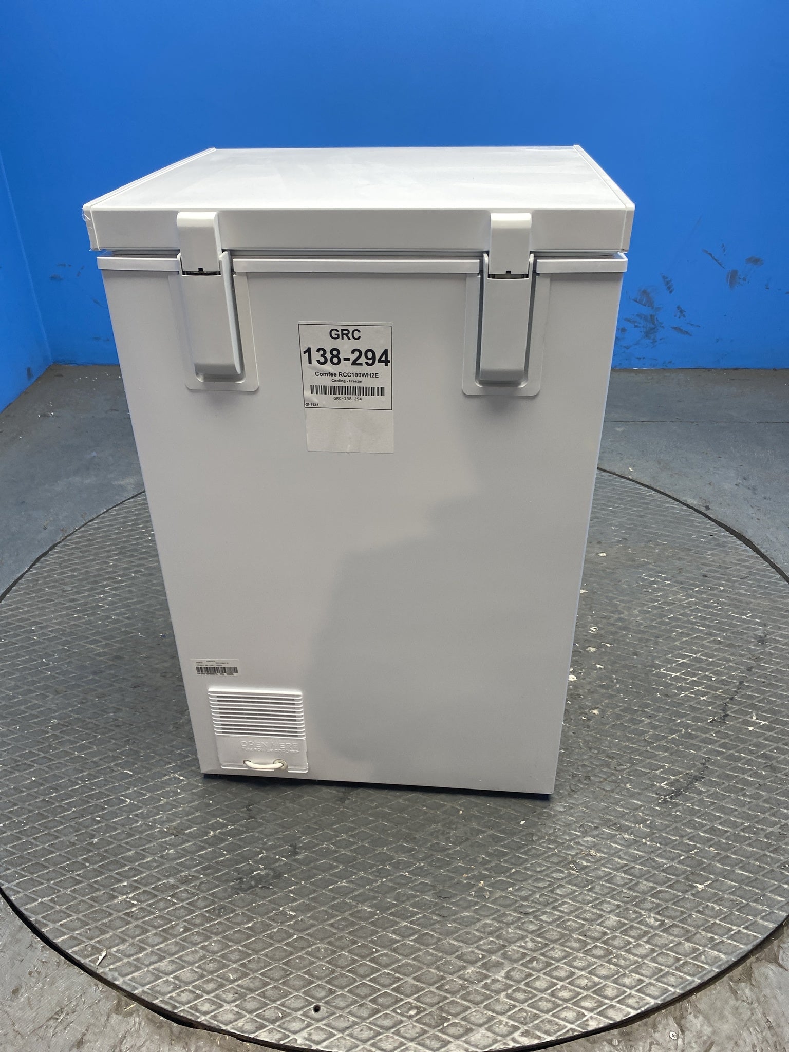 COMFEE' RCC100WH2E 99L Chest Freezer with Digital Control
