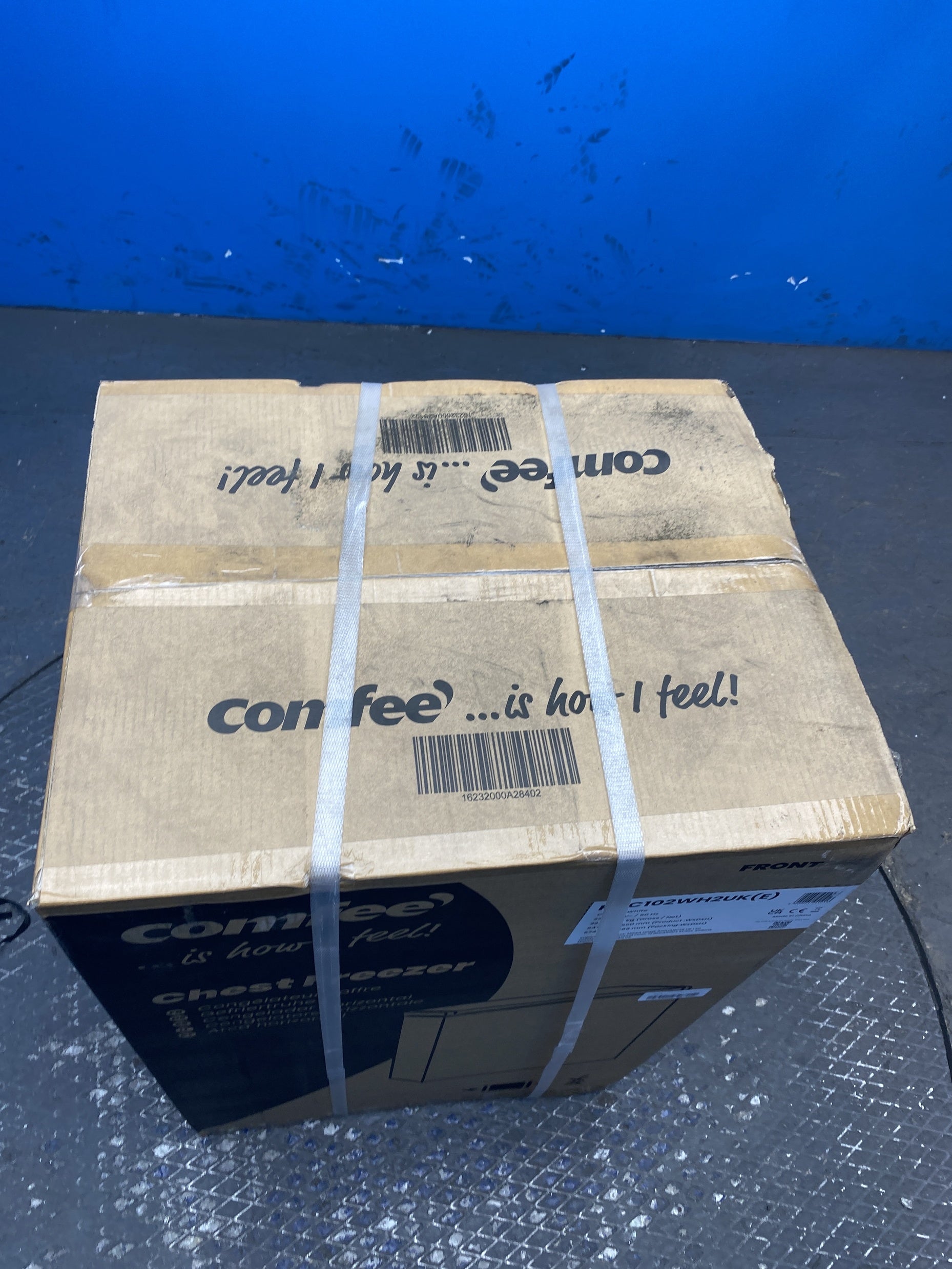 #GRC-158-897 - Comfee RCC102WH2UK(E) 99 Litre Capacity Dual Mode Chest Freezer